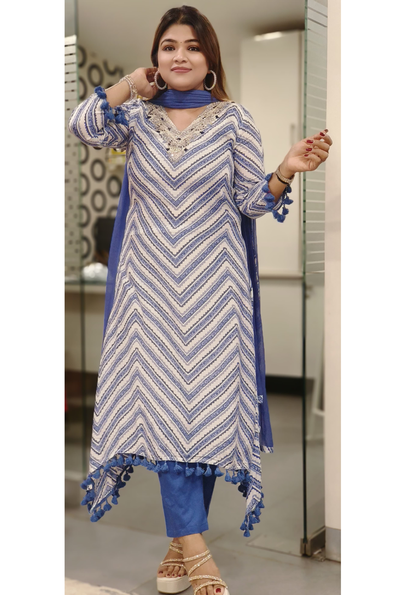 Elegant Lehriya Muslin Hi low Style Kurta Full Set with Handwork Detailing Tassel Accents