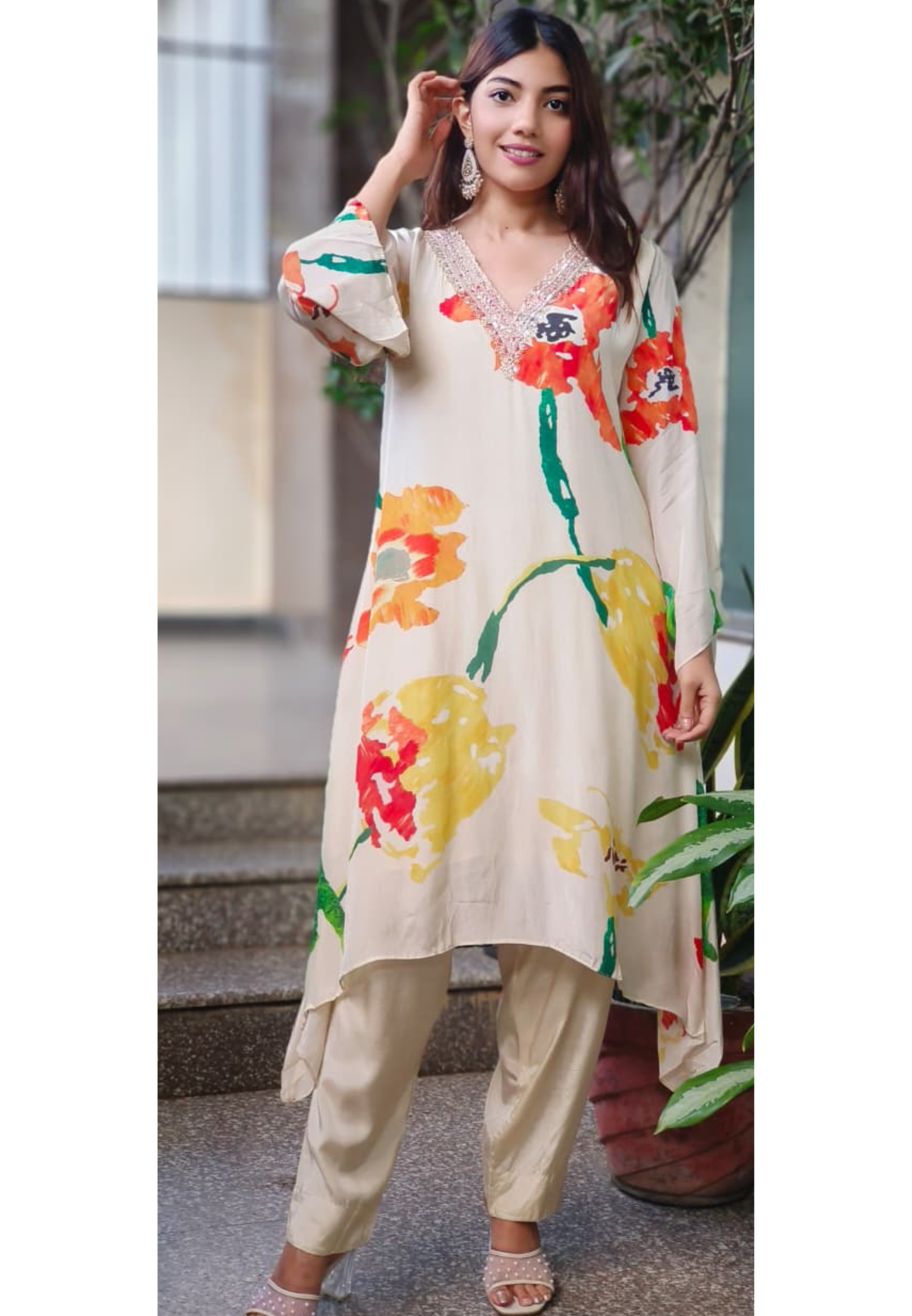 Floral Digital V-Neck Crepe Co-Ord Set
