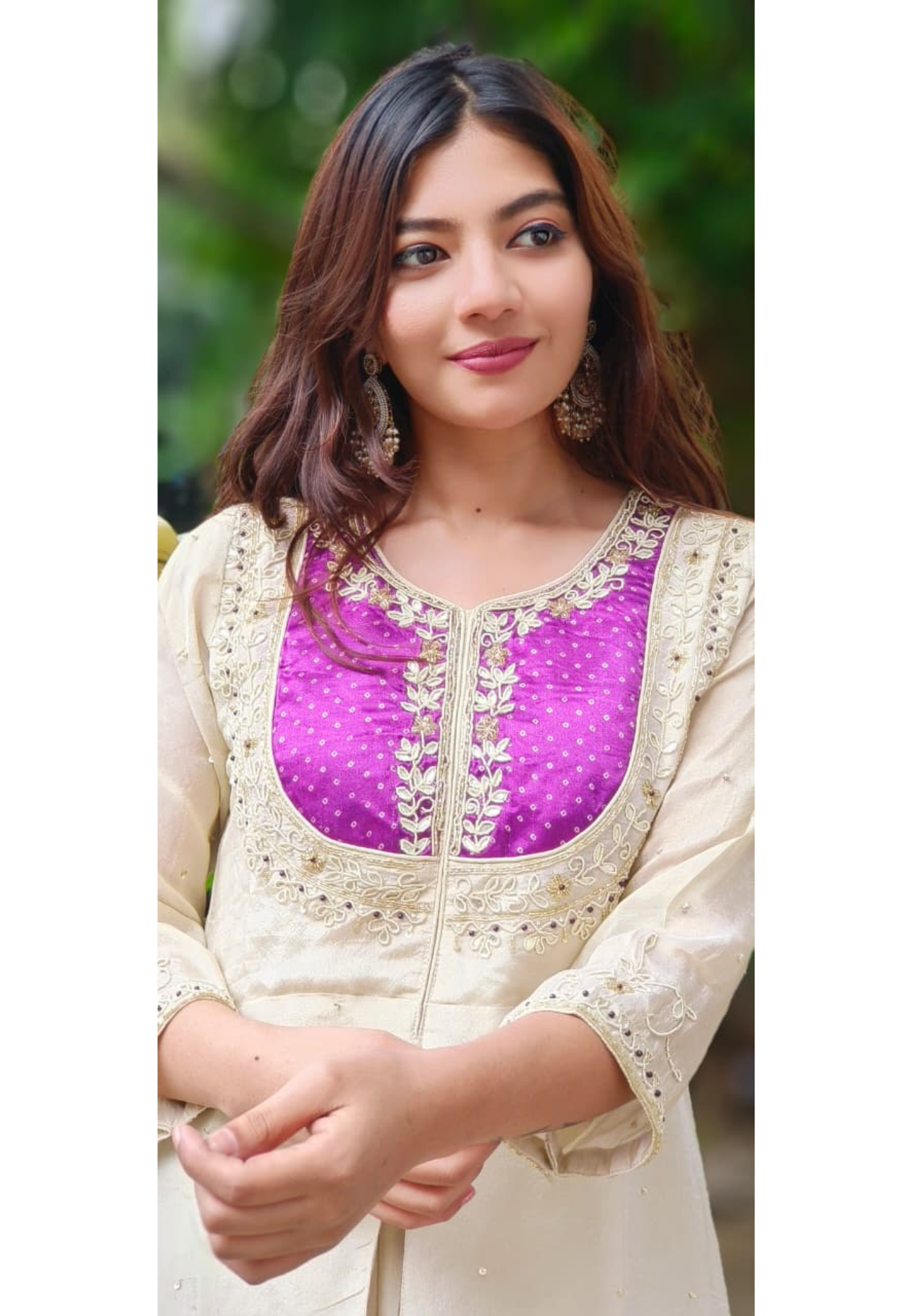 Beautiful Front Yoke Front Slit Tissue Fabric Kurta Pant Set