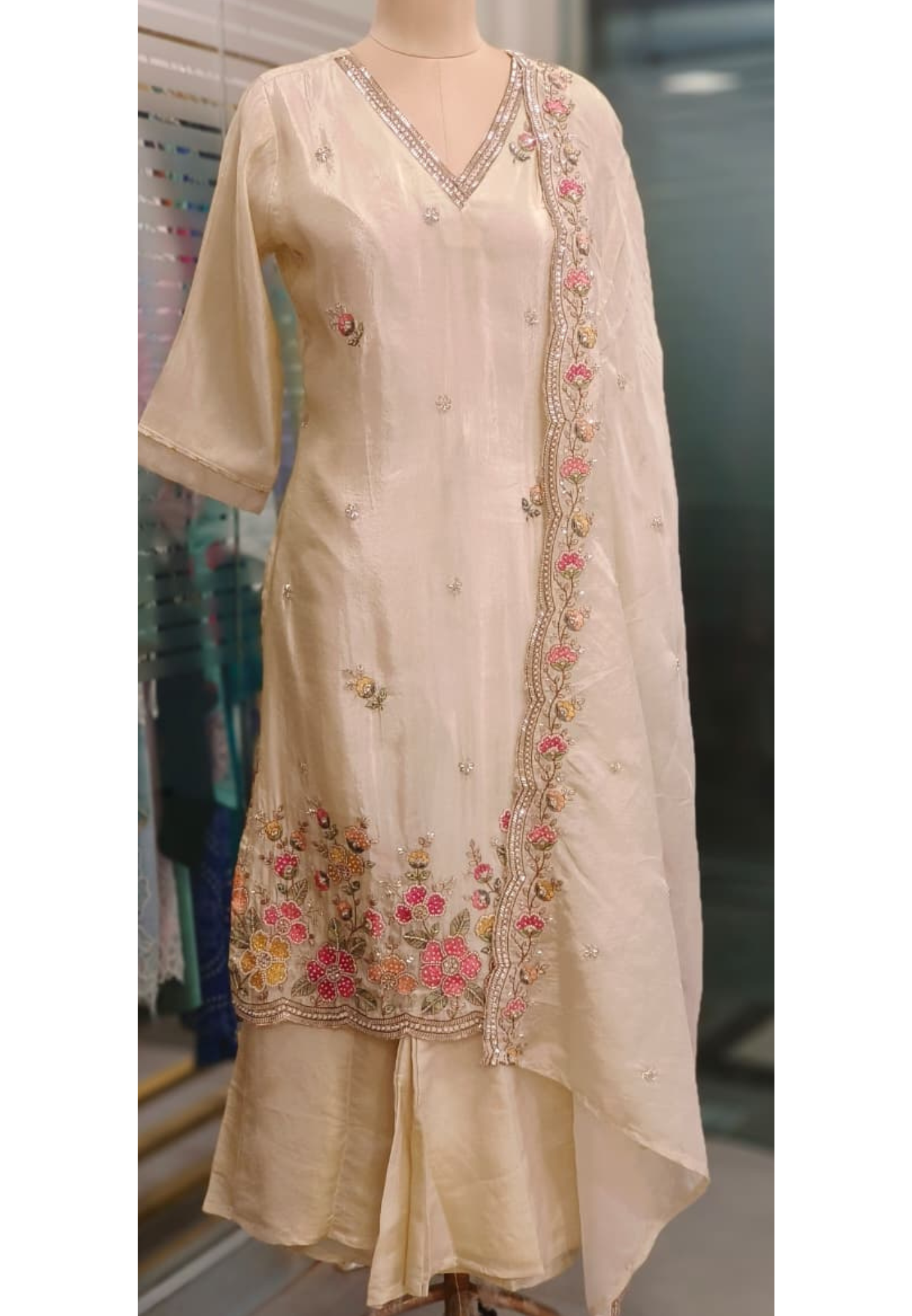 Ivory Blossom Hand-Embroidered Full Suit Set With Dupatta & Loose Palazzo Bottom In Tissue Fabric- 11357
