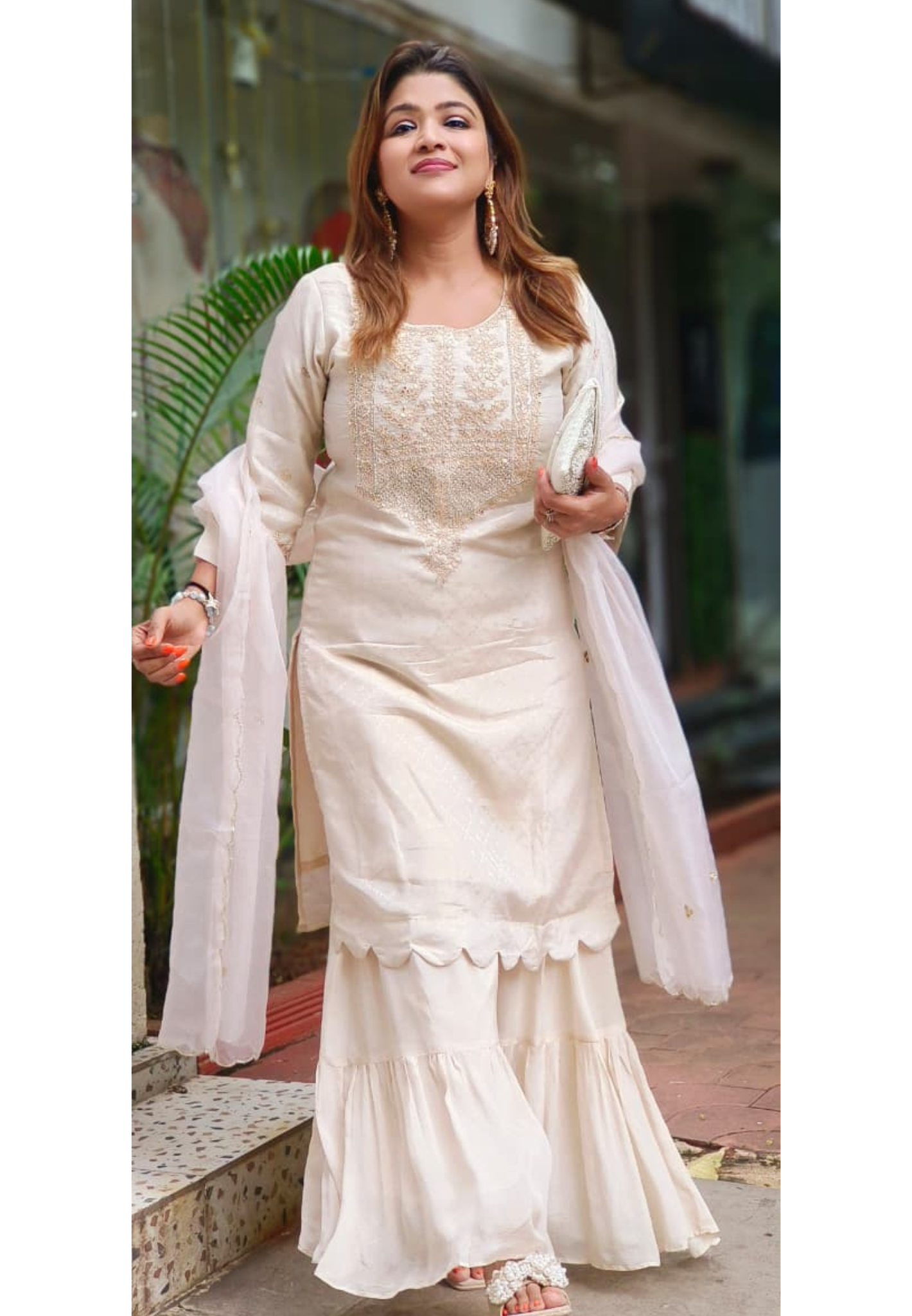 Zari Elegance Beautiful Yoke Sharara Full Suit Set With Netted Dupatta-