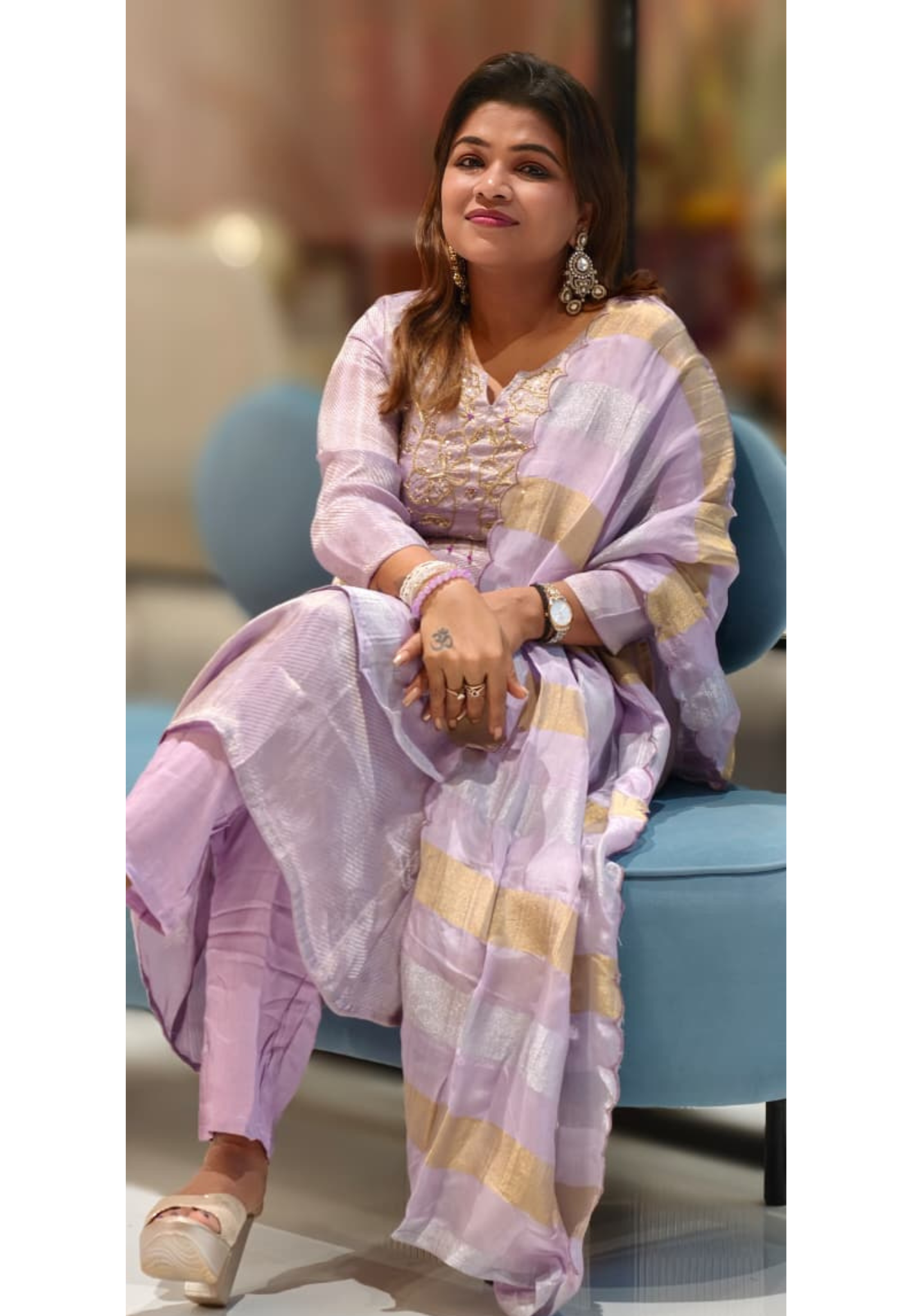 Lavender Blush Tasselled Shiny Tissue Full Suit Set With Dupatta-12998