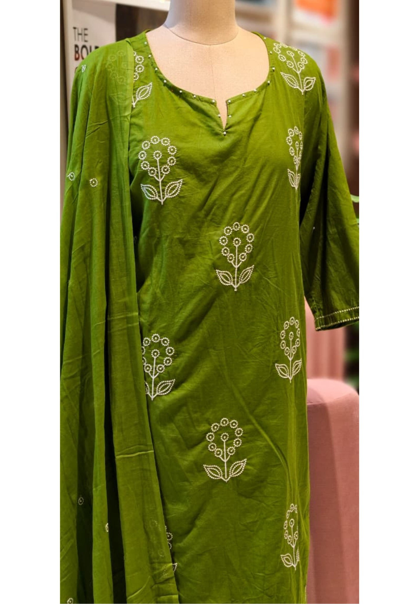 Round Floraled Pure Embroidery Solid Full Suit Set With Dupatta In Cotton Fabric-13321