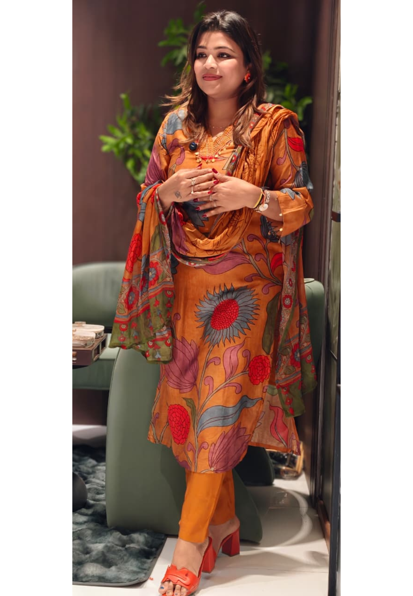 Foil Tassel Neck Line Complete Floral Printed Muslin Full Suit Set With Dupatta- 13355
