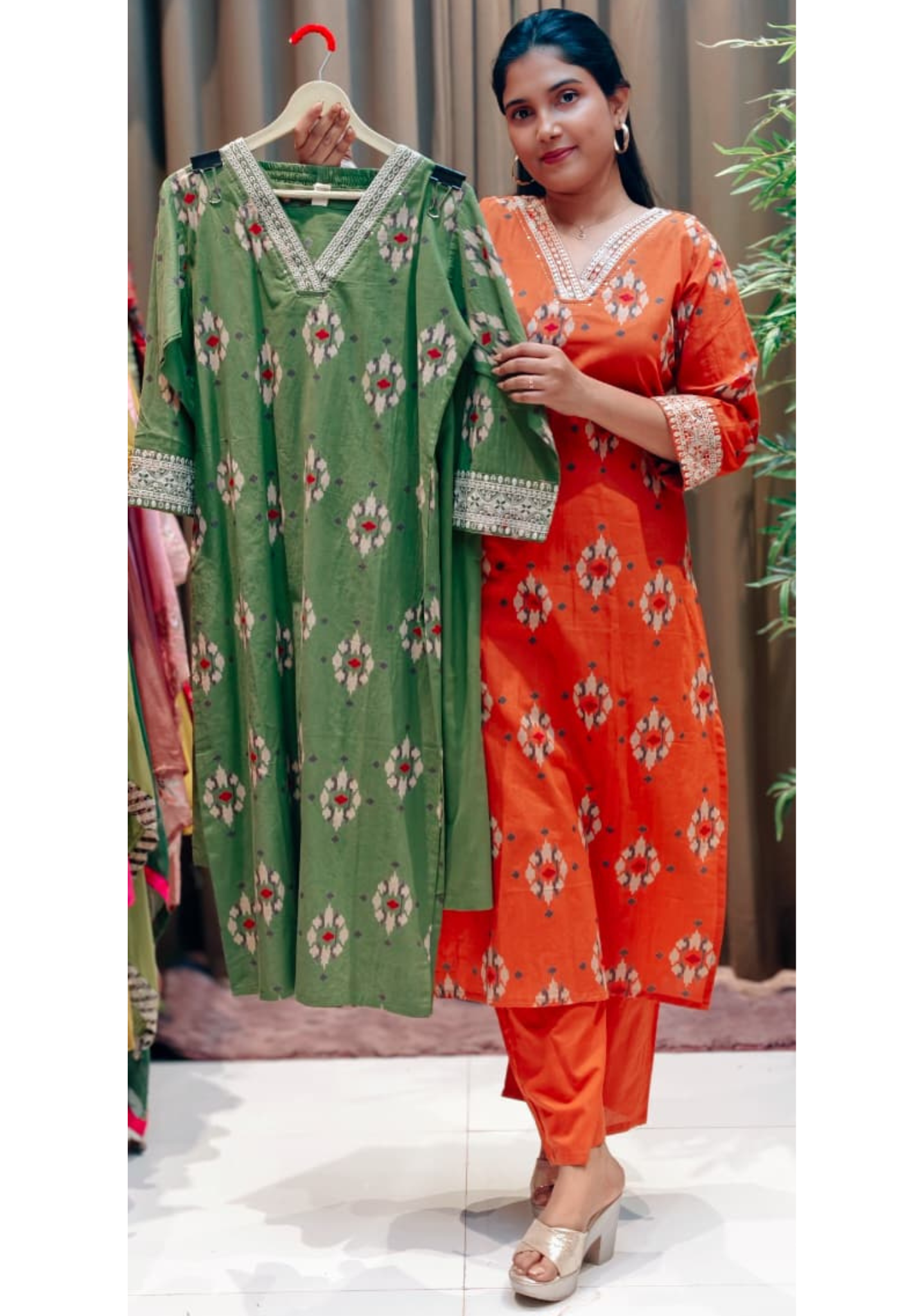Abstract Print Minimal Thread Embroidered Neck Line Cotton Kurta Pant Set- 13527