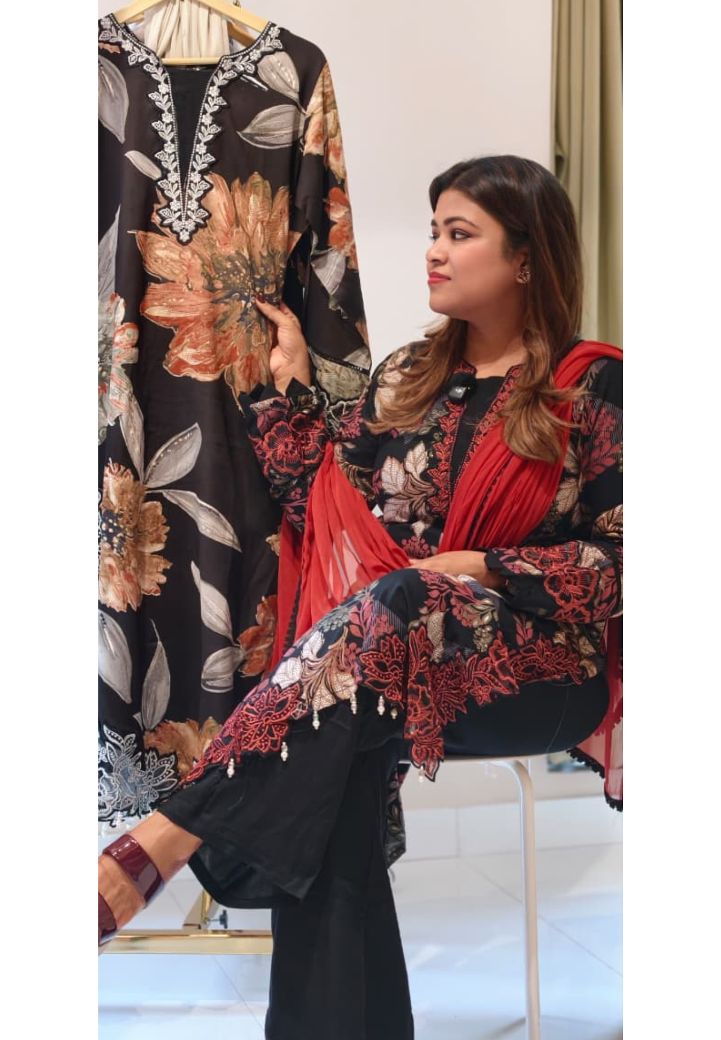 Pure Pakistani Look Floral Embroidery With Cut-Work Tassel Bold German Rayon Full Suit Set With Dupatta- 14674 RB386