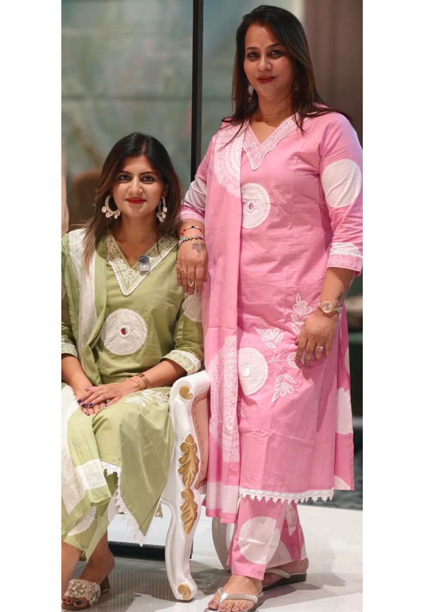 Crosia Lace Bordered Round Leaf Petal Embroidered Beautiful Cotton Full Suit Set With Dupatta- 16083