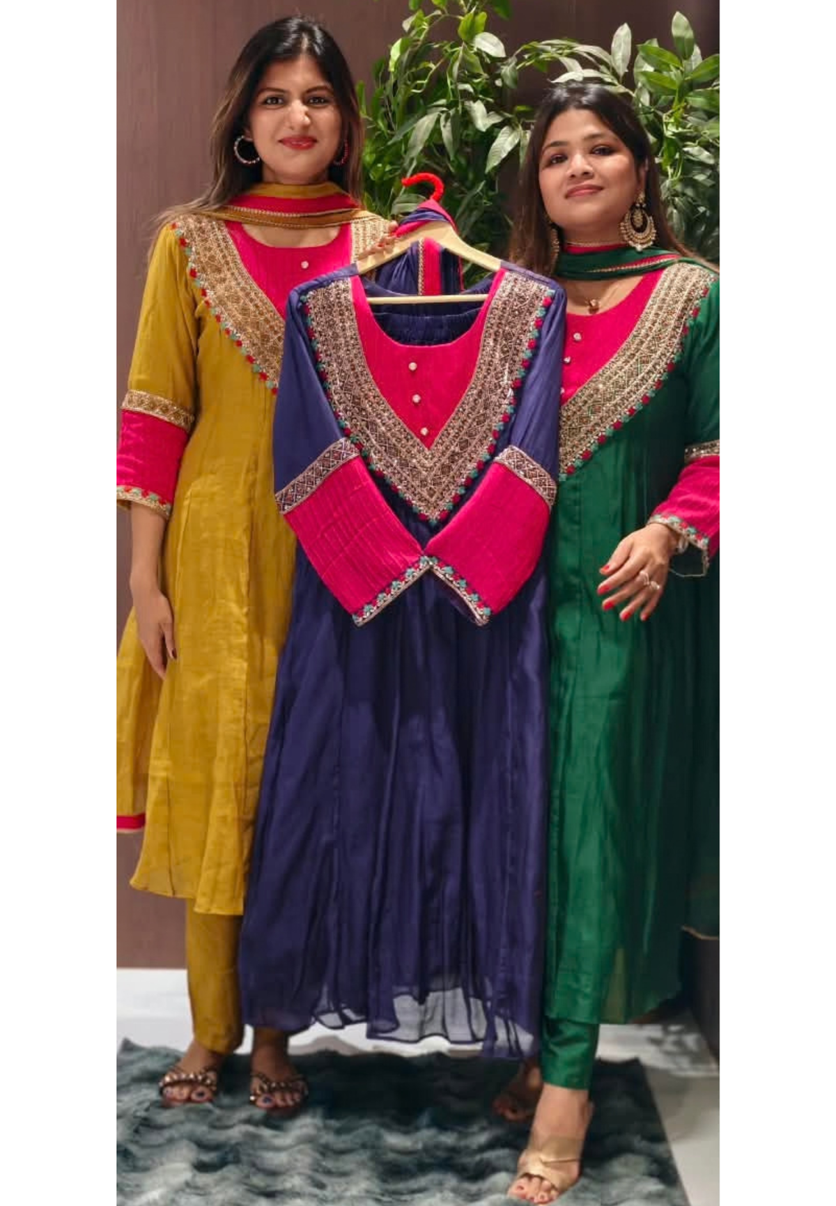 High-End Zardosi Work Contrasted Dual Tone Banarasi Mul-Chanderi A-Line Full Suit Set With Dupatta- 16374