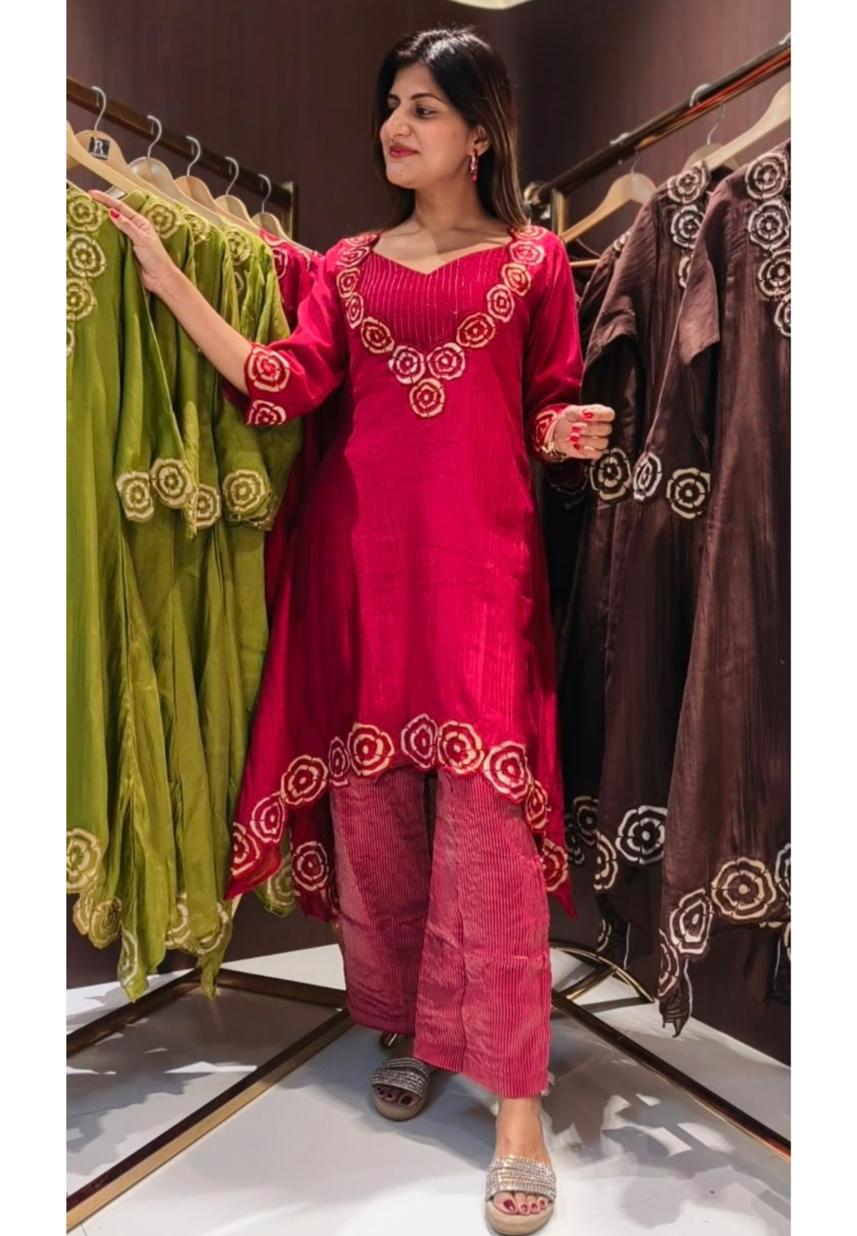 Embroidered Floral Cut-Work Outline Matching Mul-Chander A-Line Kurta With Bustier & Striped Tissue Bottom- 16460
