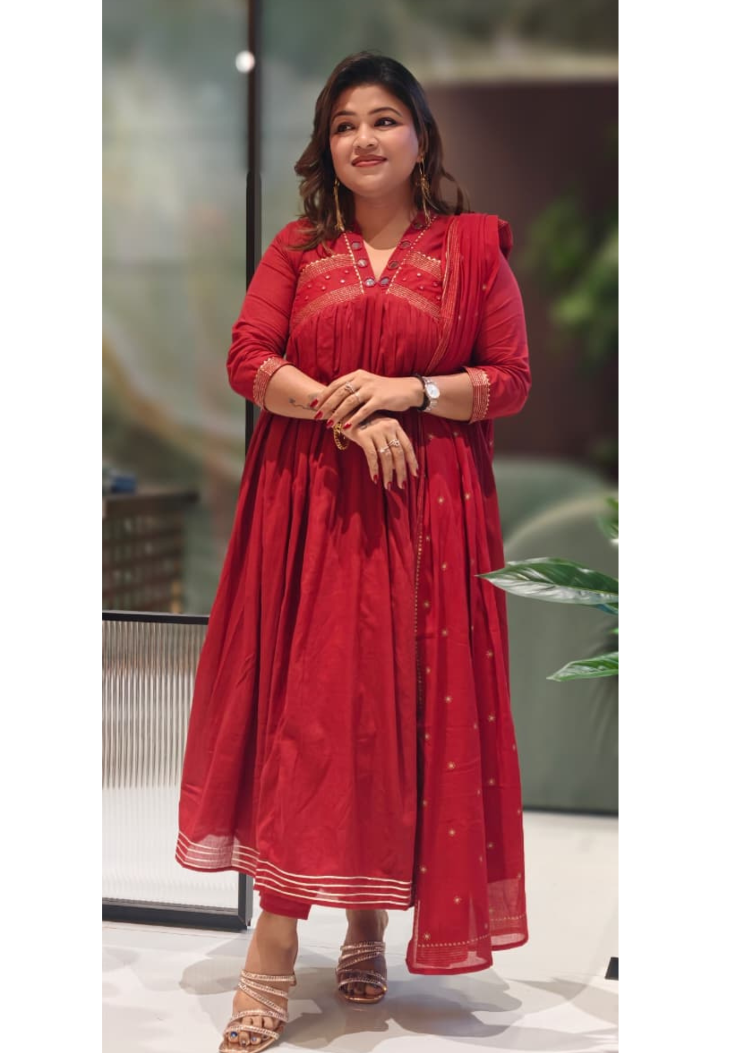 Golden Elegant Lace With Mirror Work Alia Cut A-Line Mul Cotton Full Suit Set With Dupatta-13043 (Maroon Colour Dispatching After 10 Days)