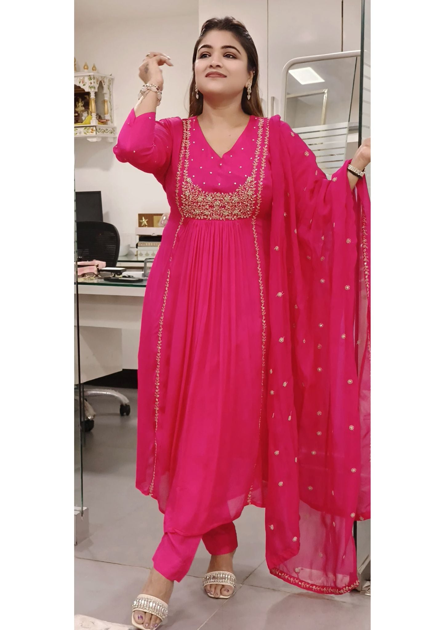 Beautiful Chinon Zardozi Embroidery Anarkali Full Set (loose Fit)-08251