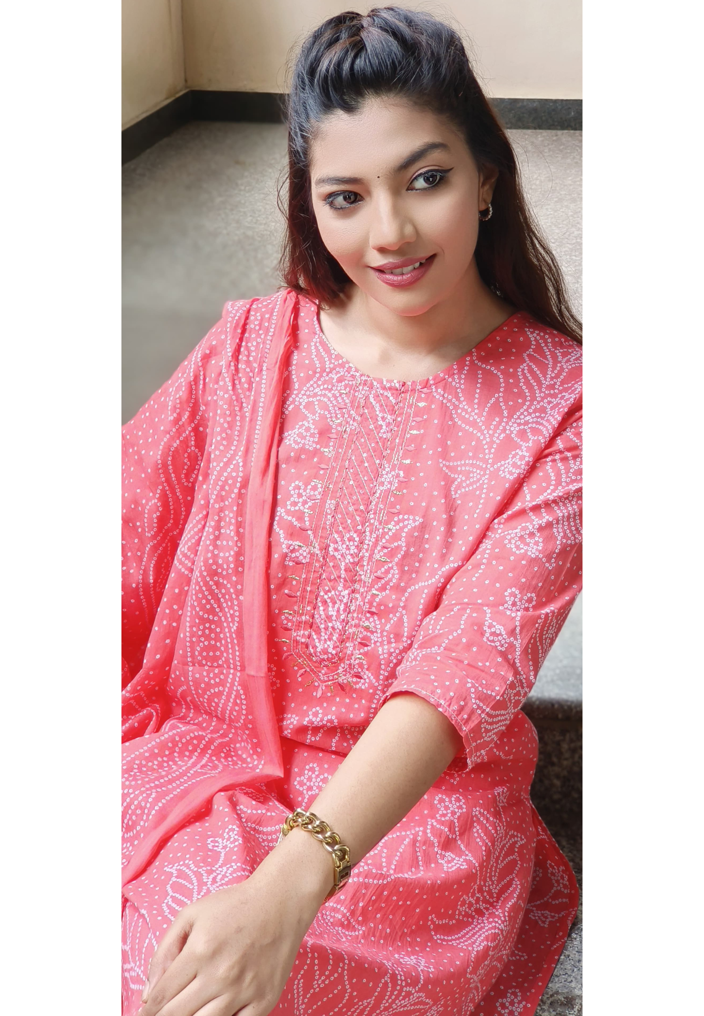 Bandhani Floral Print Straight Full Suit With Dupatta In Cotton Fabric