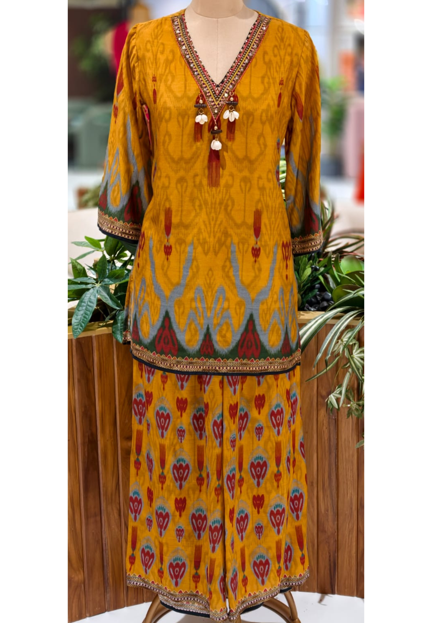 Folk Motif Mustard Ikat-Inspired Kurta Pant Set In Muslin Fabric- 12984