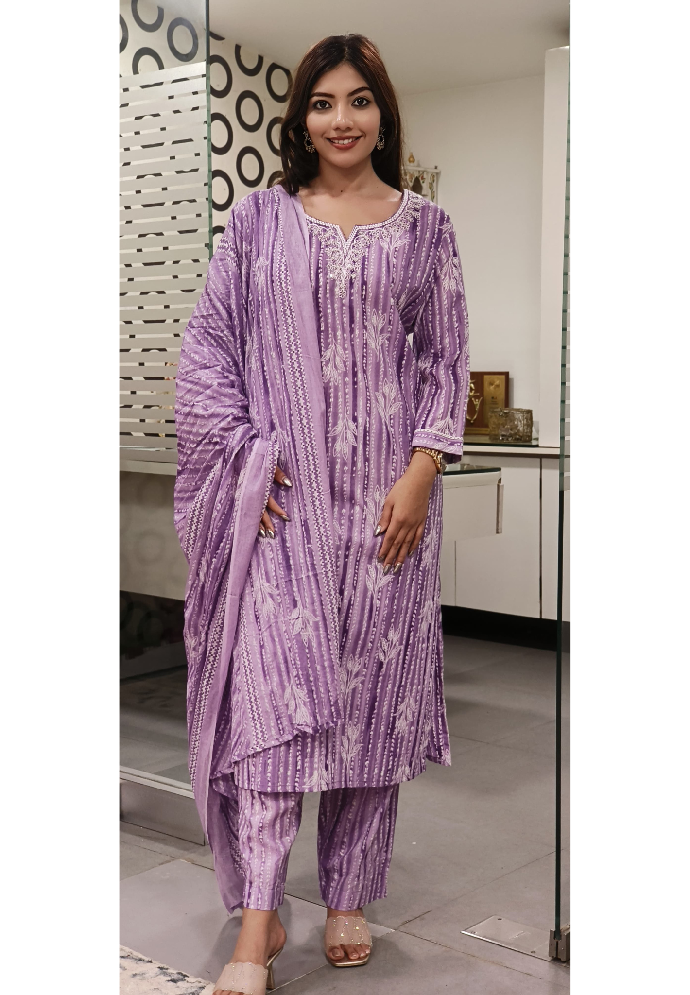 Beautiful Thread Embroidered Neck Kurta Pant Set With Dupatta- 09778