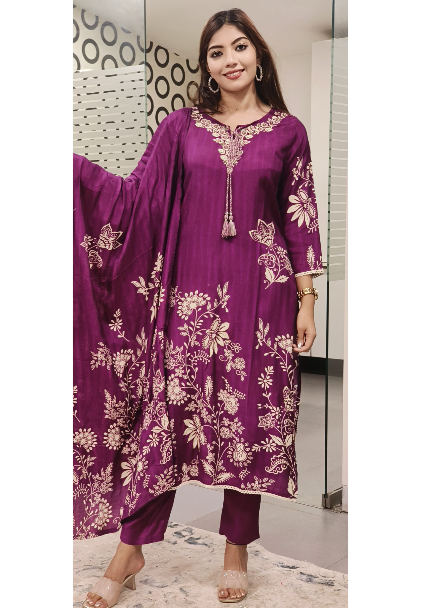 Floral Printed Purple Kurta Pant Set With Dupatta- 09808