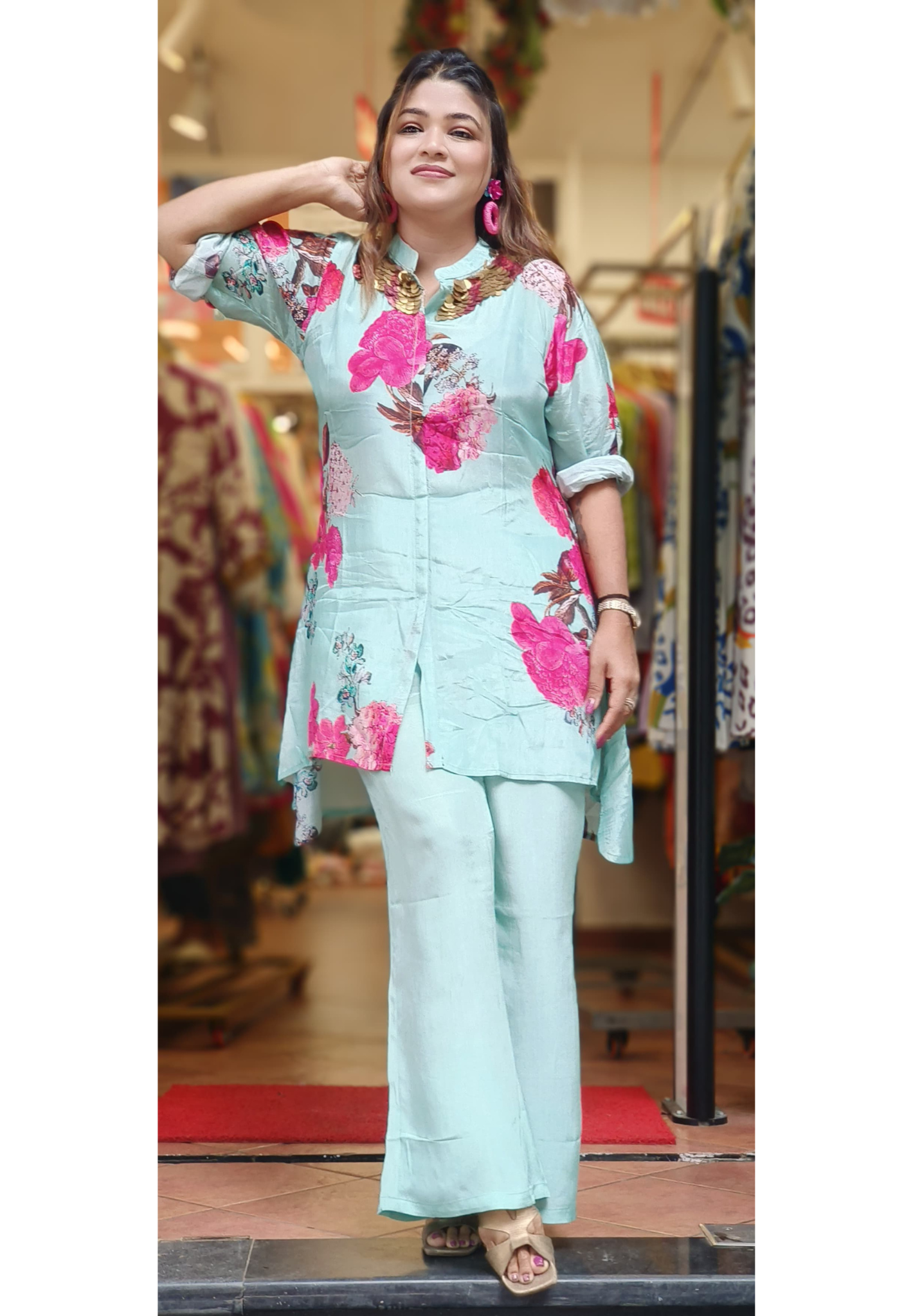 Charming Floral Printed Kurta Pant In Crepe Fabric