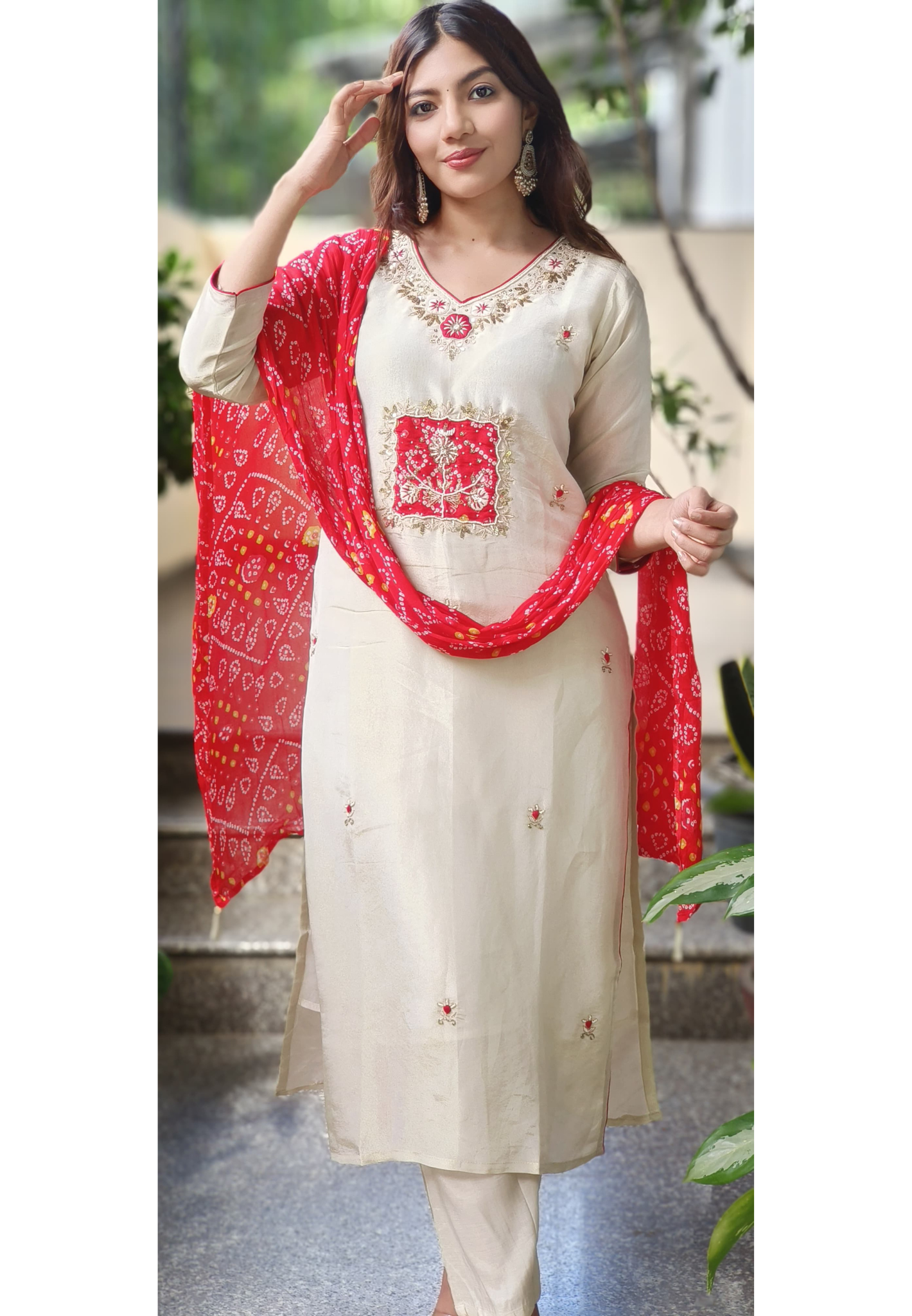 Thread & Zari Embroidered Shimmer Tissue Full Suit With Bandhani Print Chiffon Dupatta In Pink