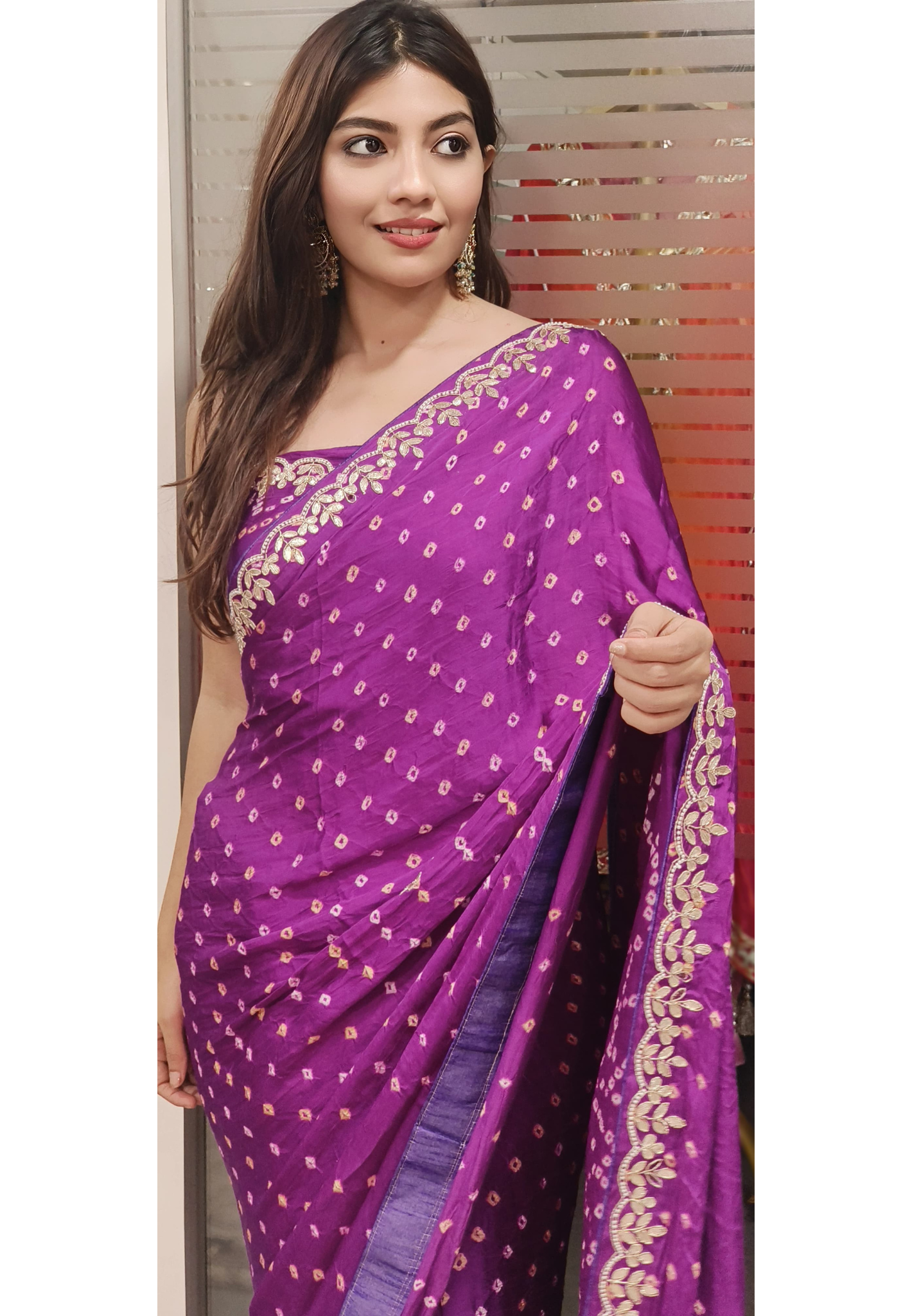 Tiny Pearl Handwork Border Bandhani Saree In Silk Fabric (Unstitched Blouse)