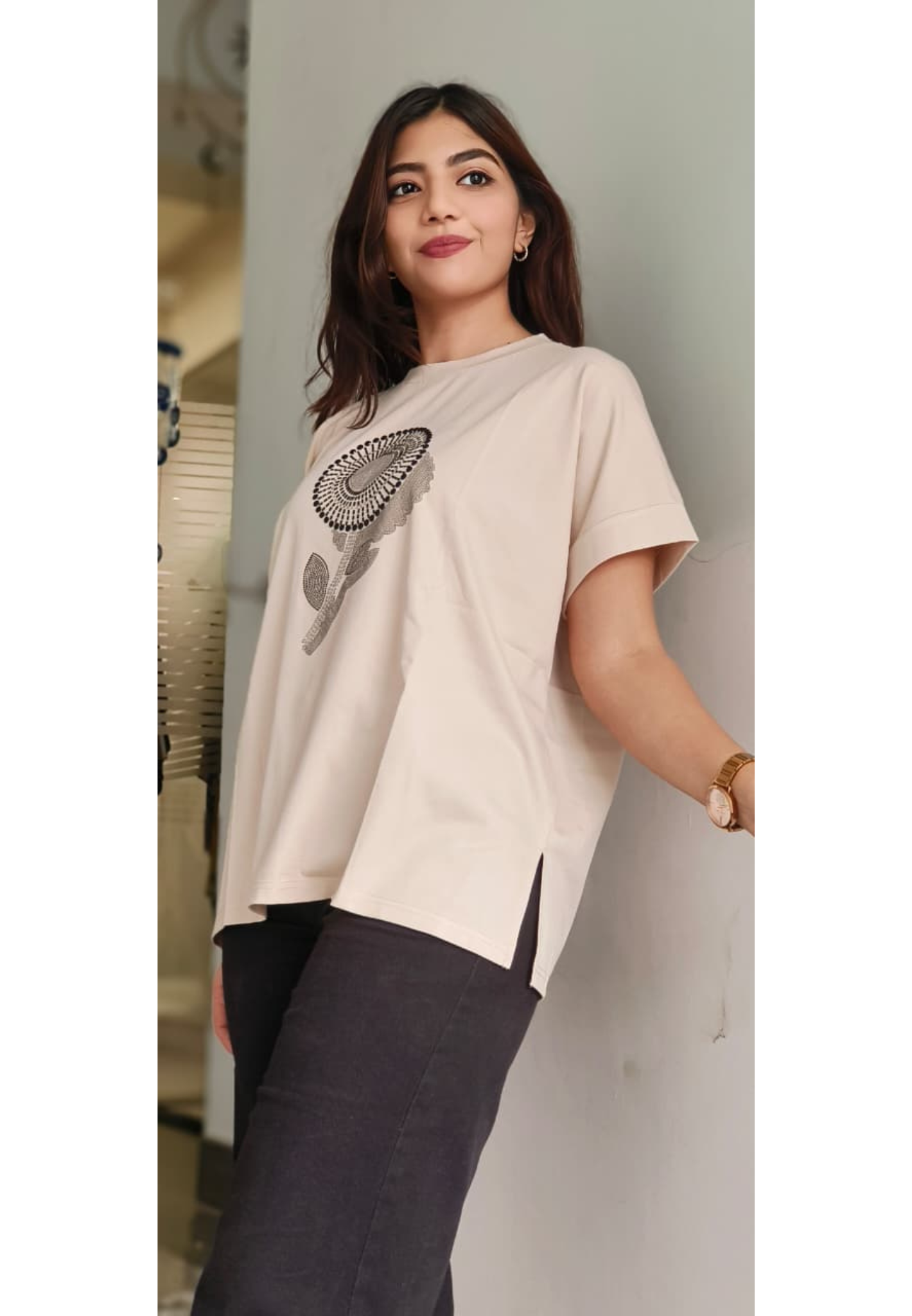 Stone Flower Shadowed Casual Tee