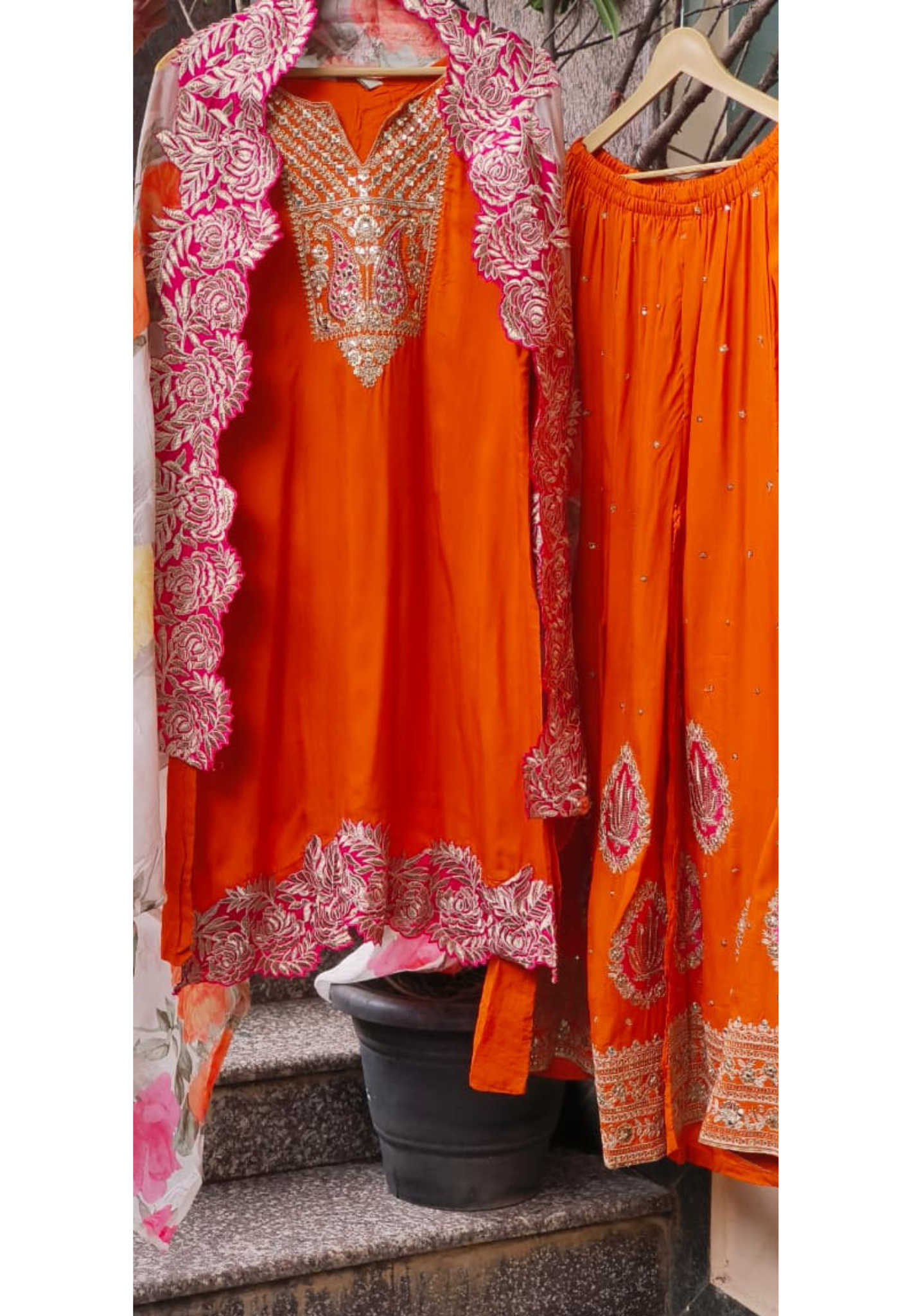 Resam Thread Cut Work Zardosi Full Suit Set With Dupatta In Silk Fabric- 10793