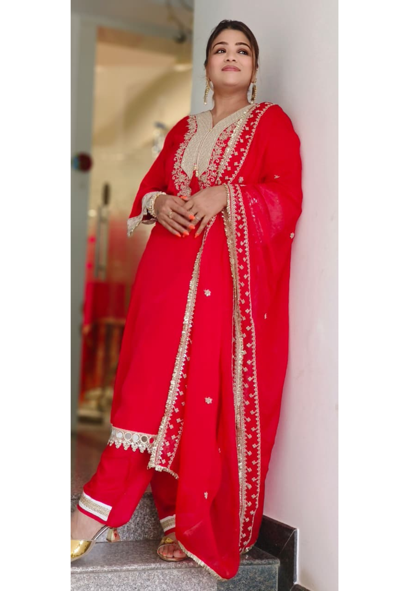 Real Mirror Elegance Beautiful Embroidery Work Radiant Full Suit Set With Dupatta In Crepe Fabric