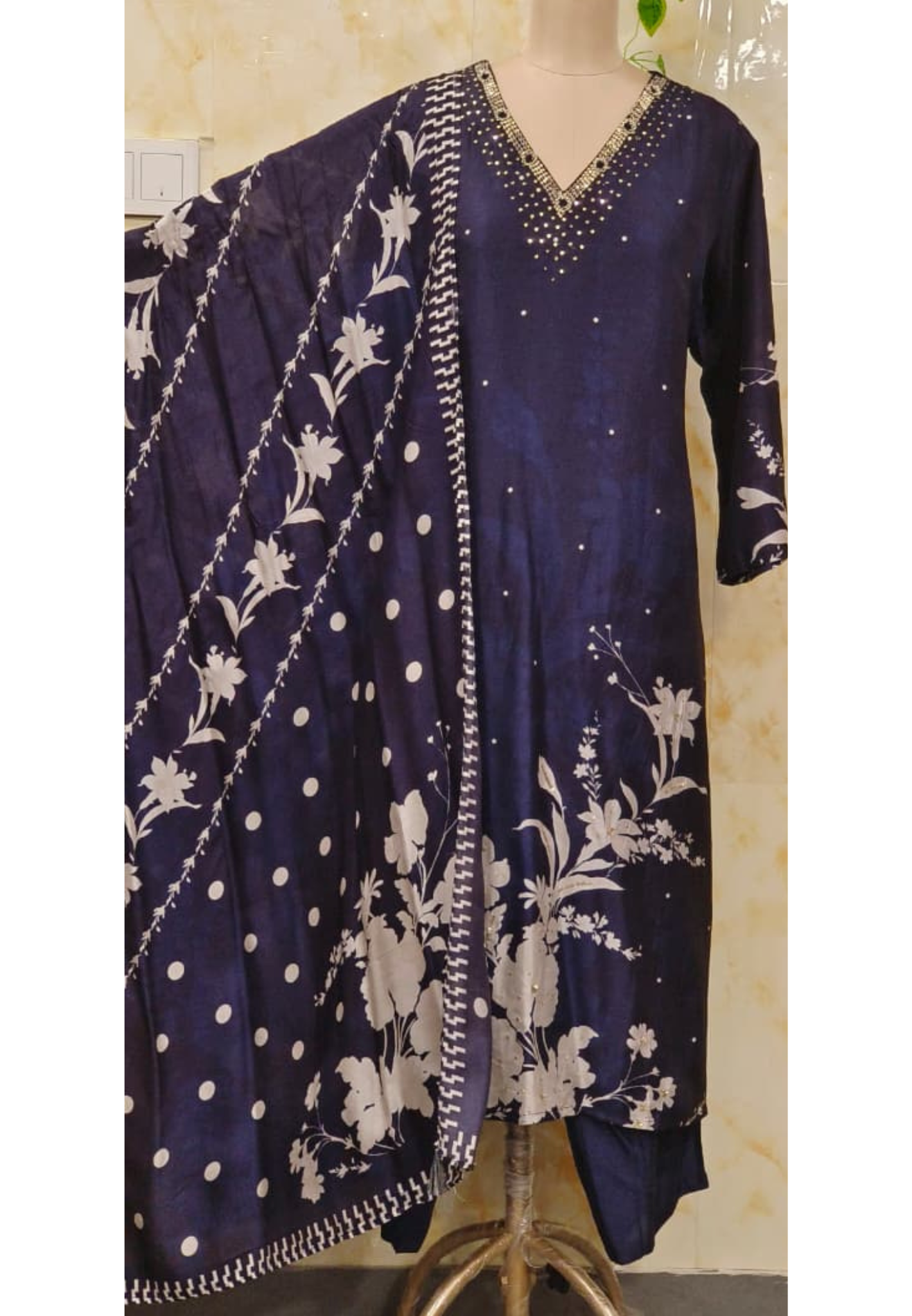Dotted Tiny Foil Minimal Floral Printed Full Suit Set With Dupatta In Dola Silk Fabric- 11667