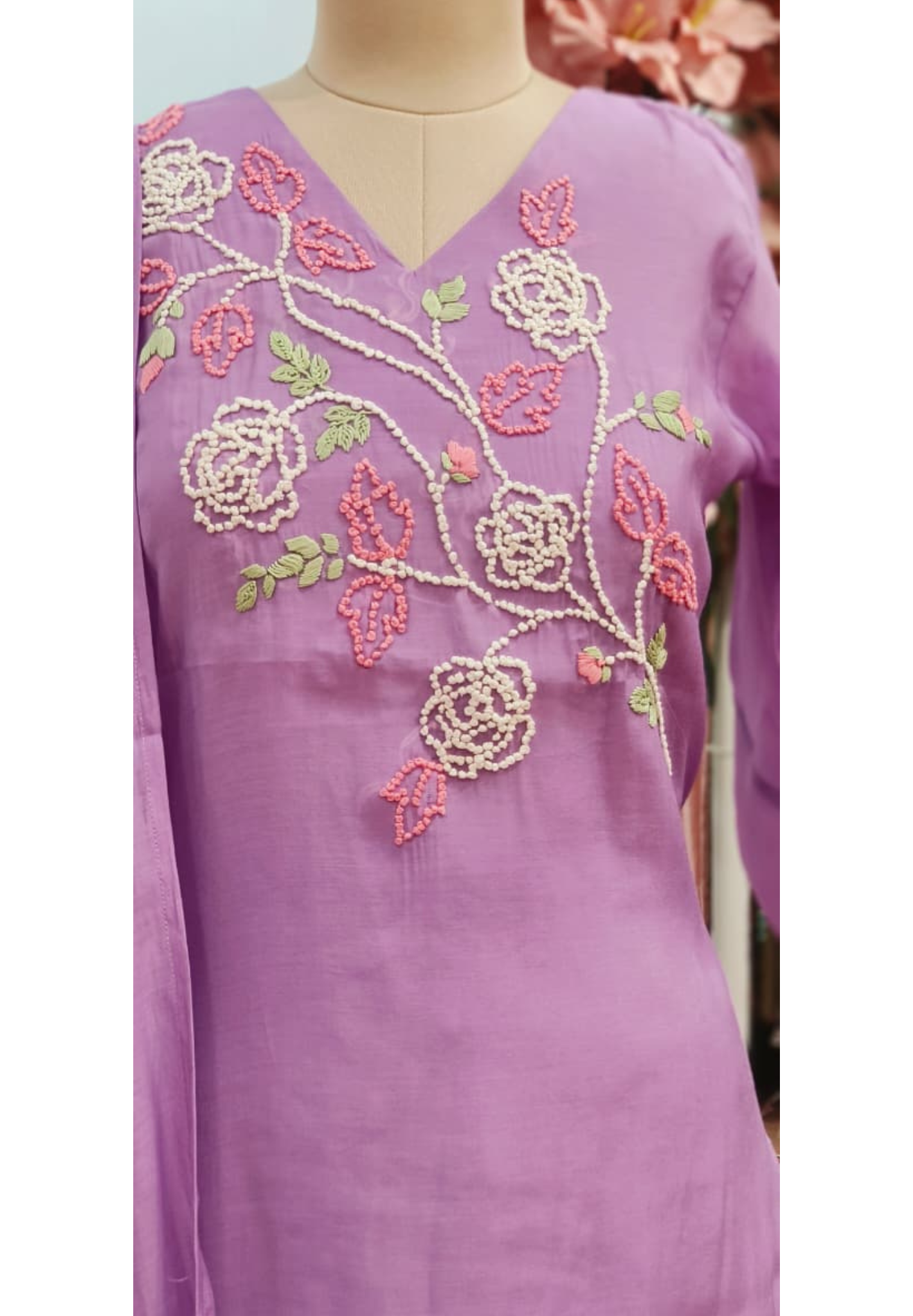 Katha Stitch Thread Embroidered Full Suit Set With Dupatta In Surat Mul Chanderi Fabric- 12001