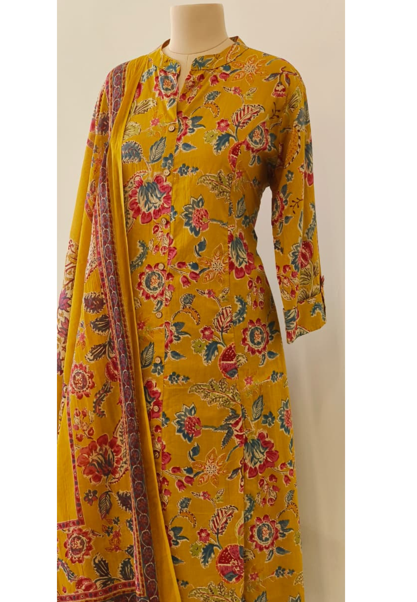 Multi Color Floral Printed Pure Cotton Casual Kurta Pant And Dupatta Full Set-12196