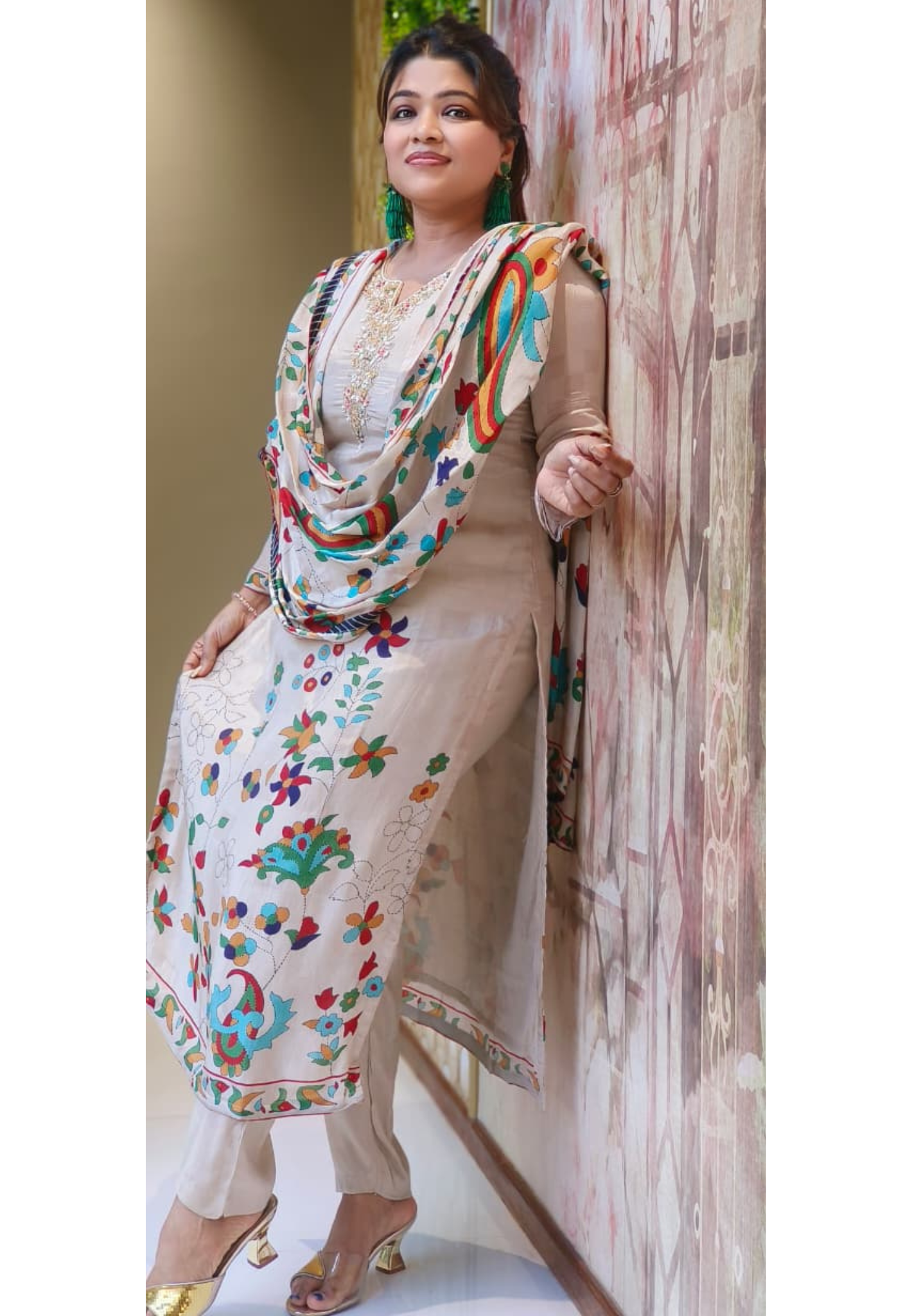 Colorful Flowers Faded Block Prints Beautiful Neck Work Full Suit Set With Dupatta In Crepe Fabric- 12757