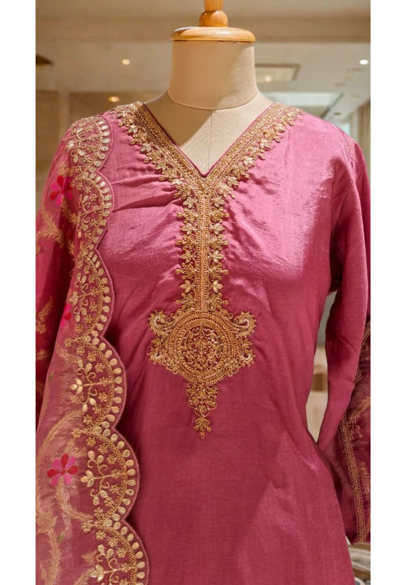 Kundan Look Golden Zardosi Work Cut-Work Grand Floral Dupatta Tissue Full Suit Set- 13050