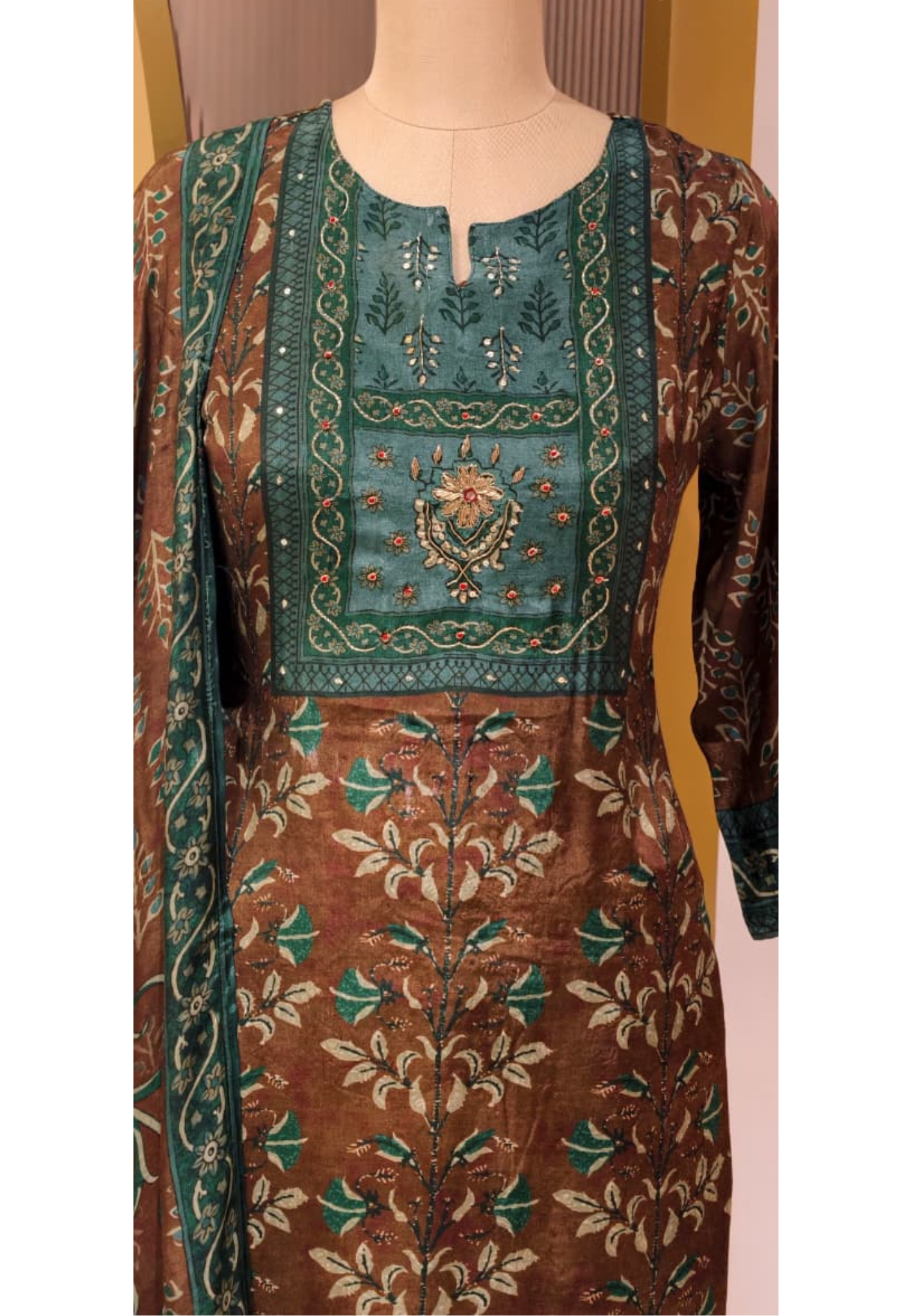 Muslin Fabric Traditional Ajrakh Print Full Suit Set With Dupatta(No Lining Inside)-14357 RB233