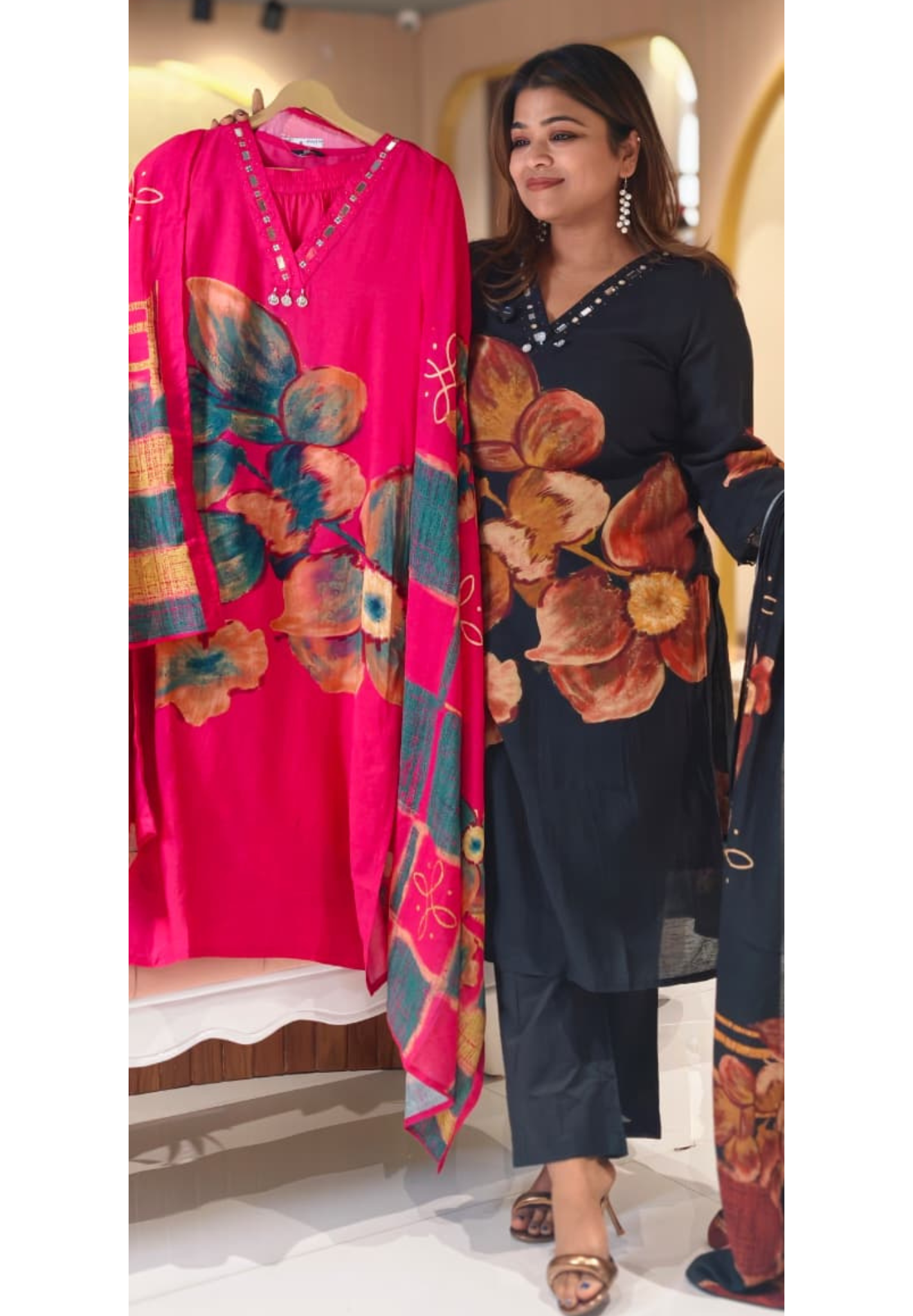 Giant Petal Print Real Mirror Neck Line Coin Tassel Accent Linen Full Suit Set With Dupatta- 14443 RB292