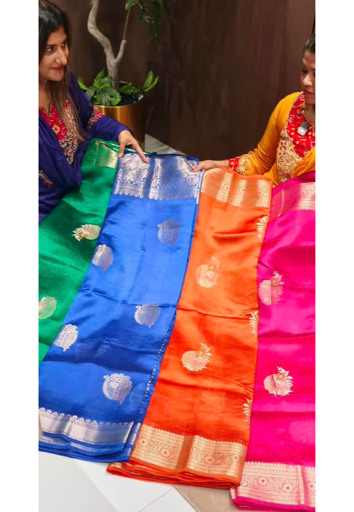 Pure Raw Silk Royal Gold Zari Floral Motifs Unstitched Vibrant Saree- 16543