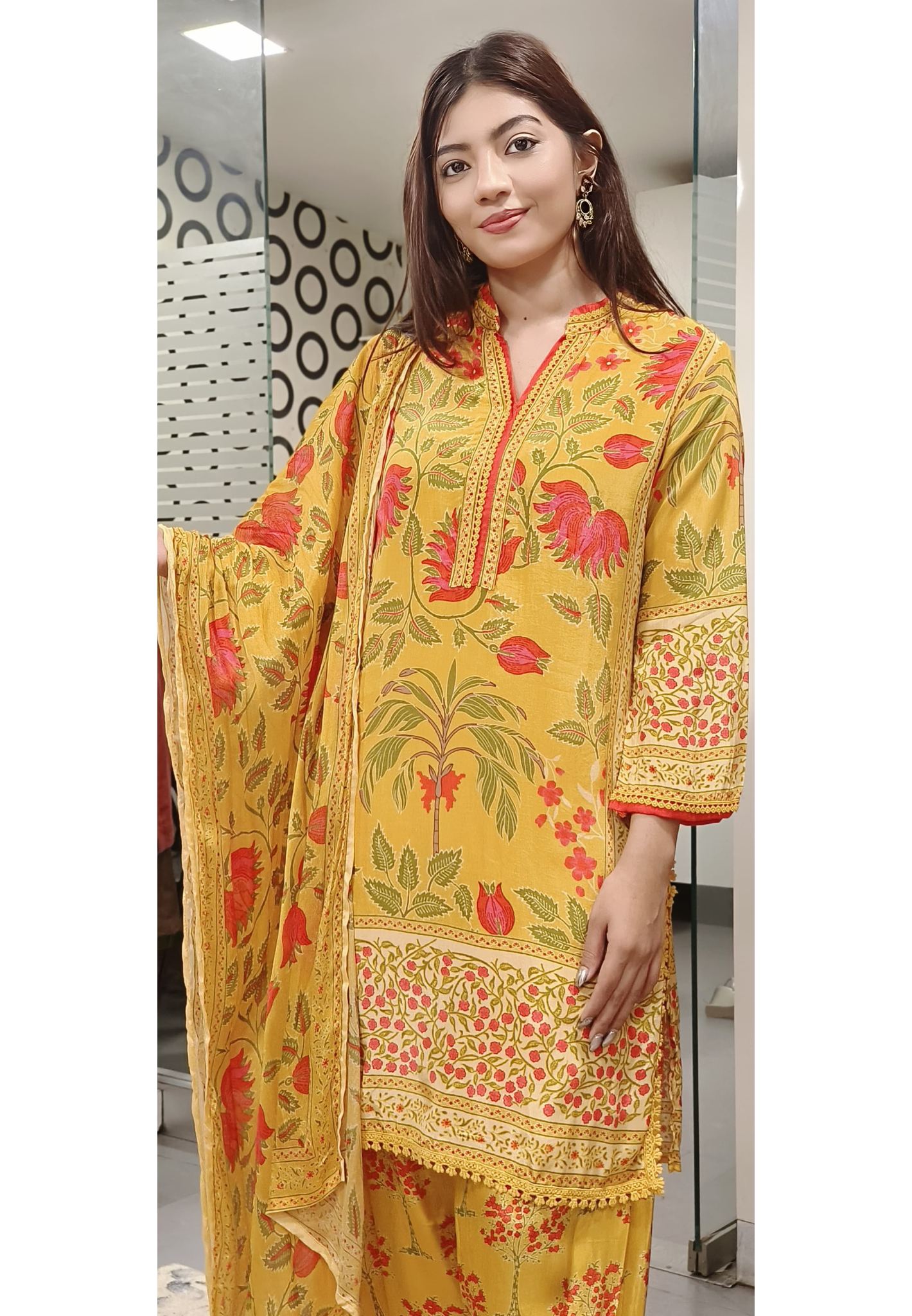 Floral Print Pure Crepe Kurta with Sal Full Suit with Salwar Style Bottom Chinon Dupatta 09719
