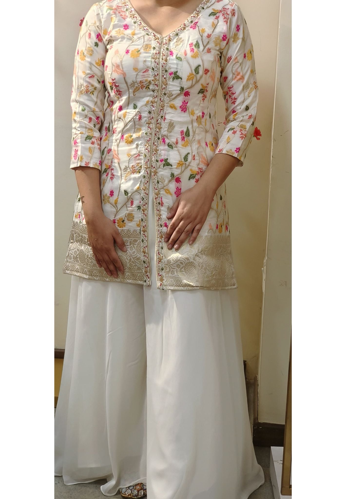 Pure Banarsi Brocade  Silk Front Slit floral Print Paded Top With Palazzo And Chokar Dupatta Drywashonly-04762
