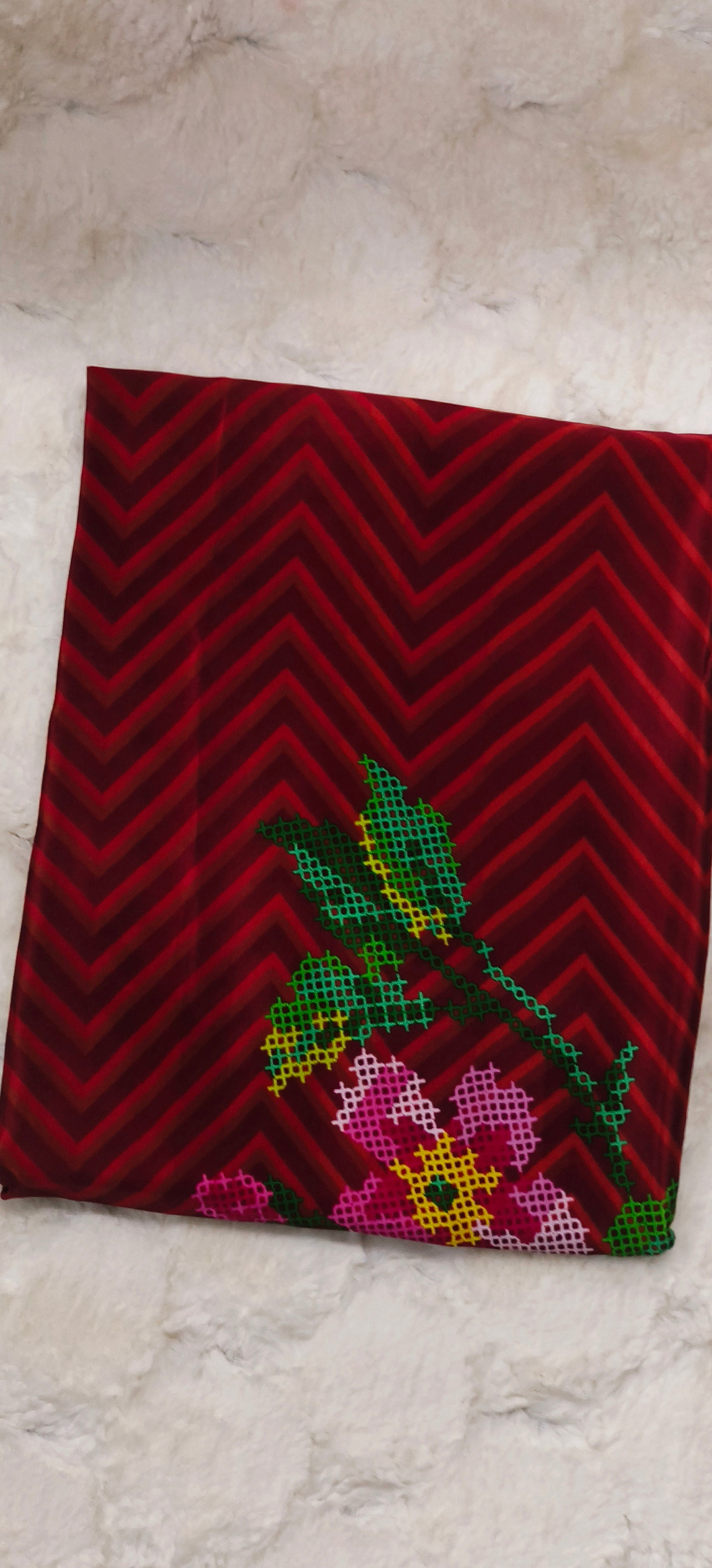 Pure Crepe Digital Print Saree With Running Unstiched Blouse