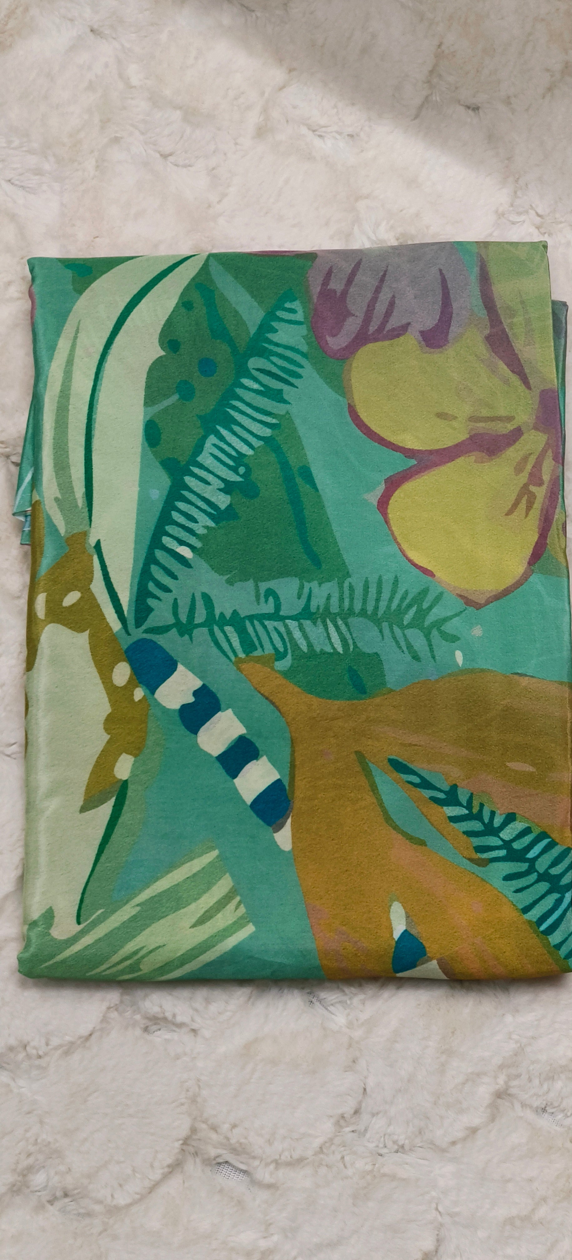 Pure Crepe Digital Print Saree With Running Unstiched Blouse