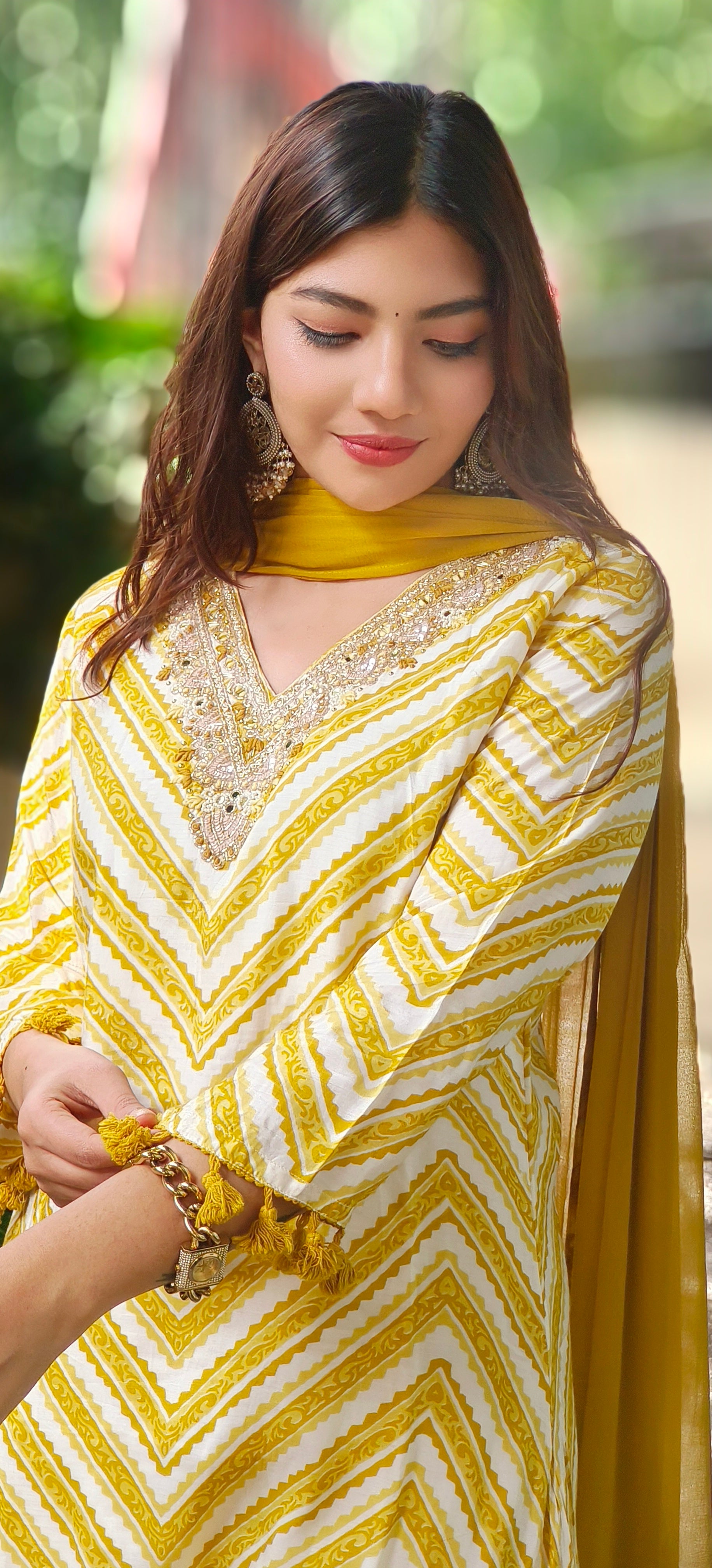 Elegant Lehriya Muslin Hi low Style Kurta Full Set with Handwork Detailing Tassel Accents