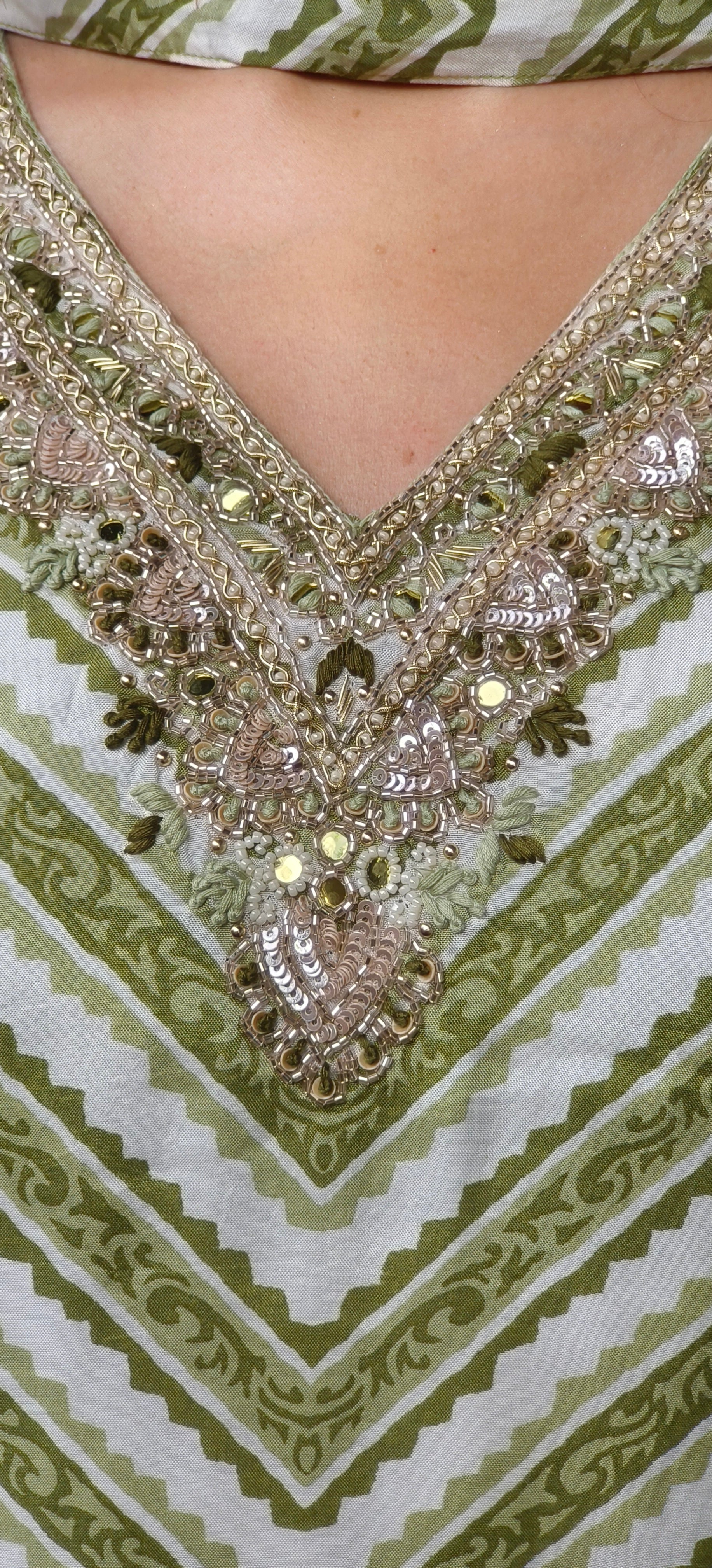 Elegant Lehriya Muslin Hi low Style Kurta Full Set with Handwork Detailing Tassel Accents