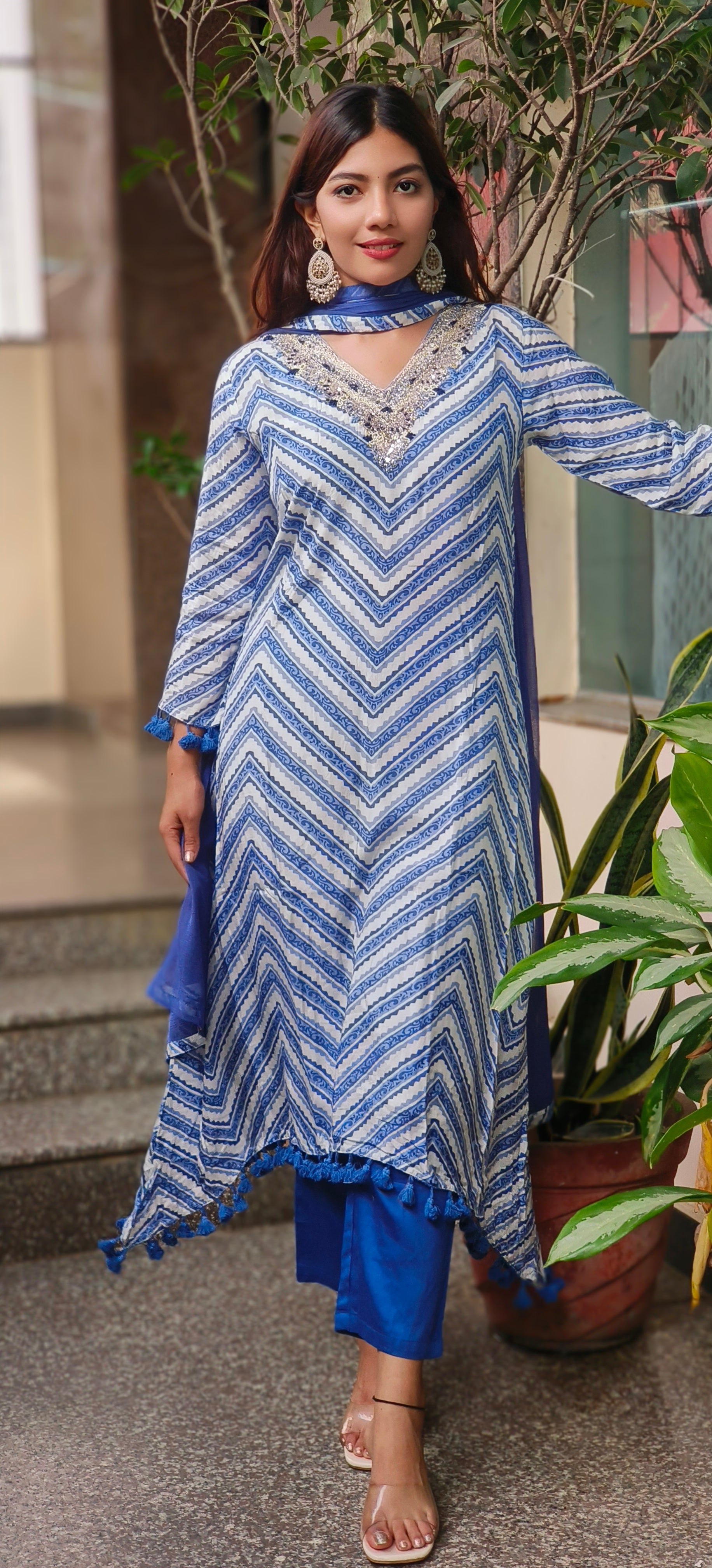 Elegant Lehriya Muslin Hi low Style Kurta Full Set with Handwork Detailing Tassel Accents