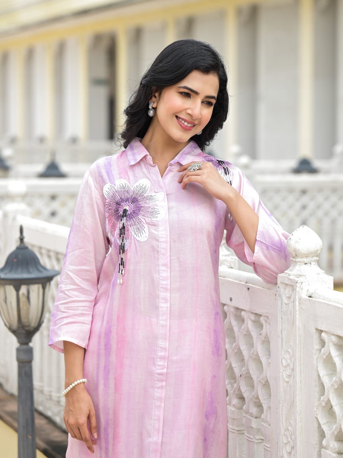 Elegant Collar Embroidered Muslin Co-ord Set with Floral Embellishments β A Stunning Blend of Style and Grace"-08647