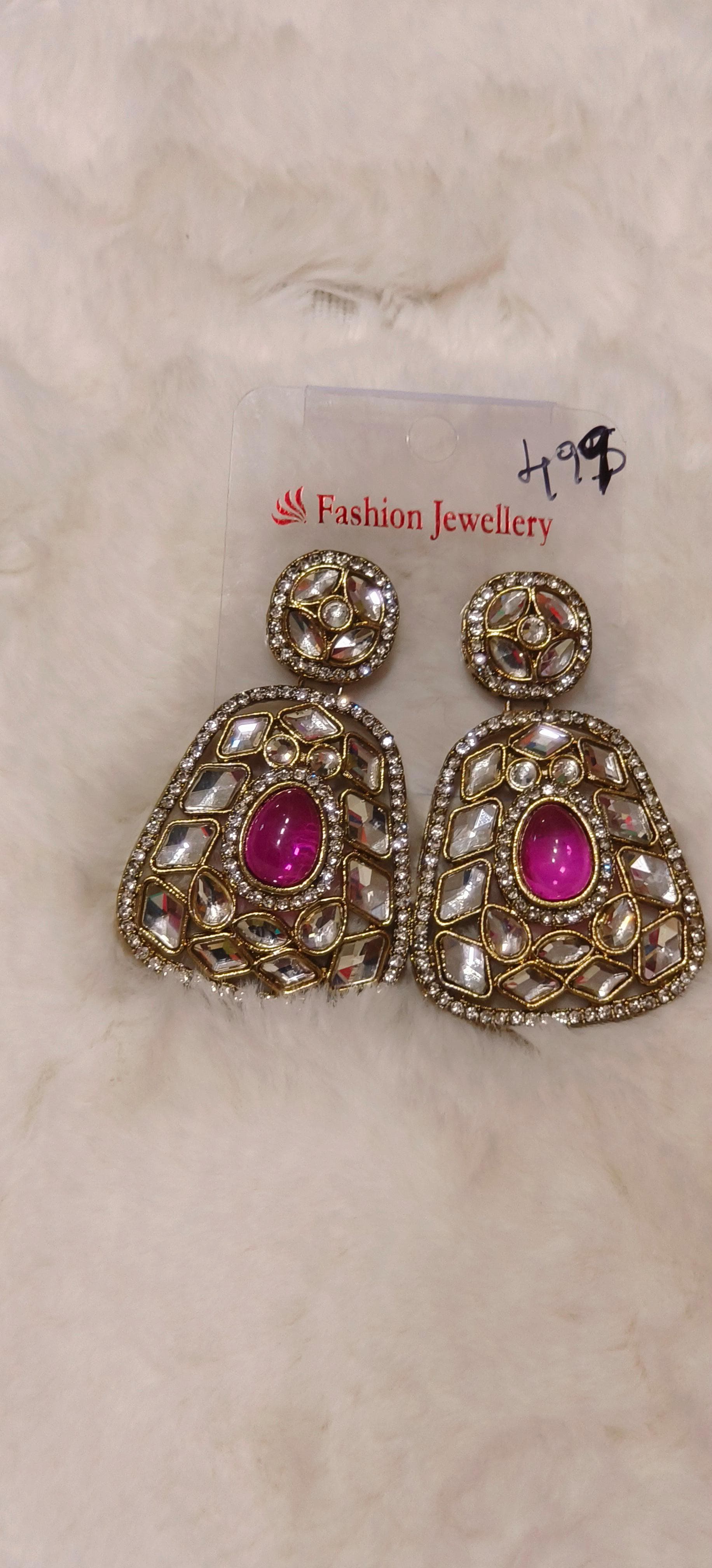Square shape Kundan Earrings