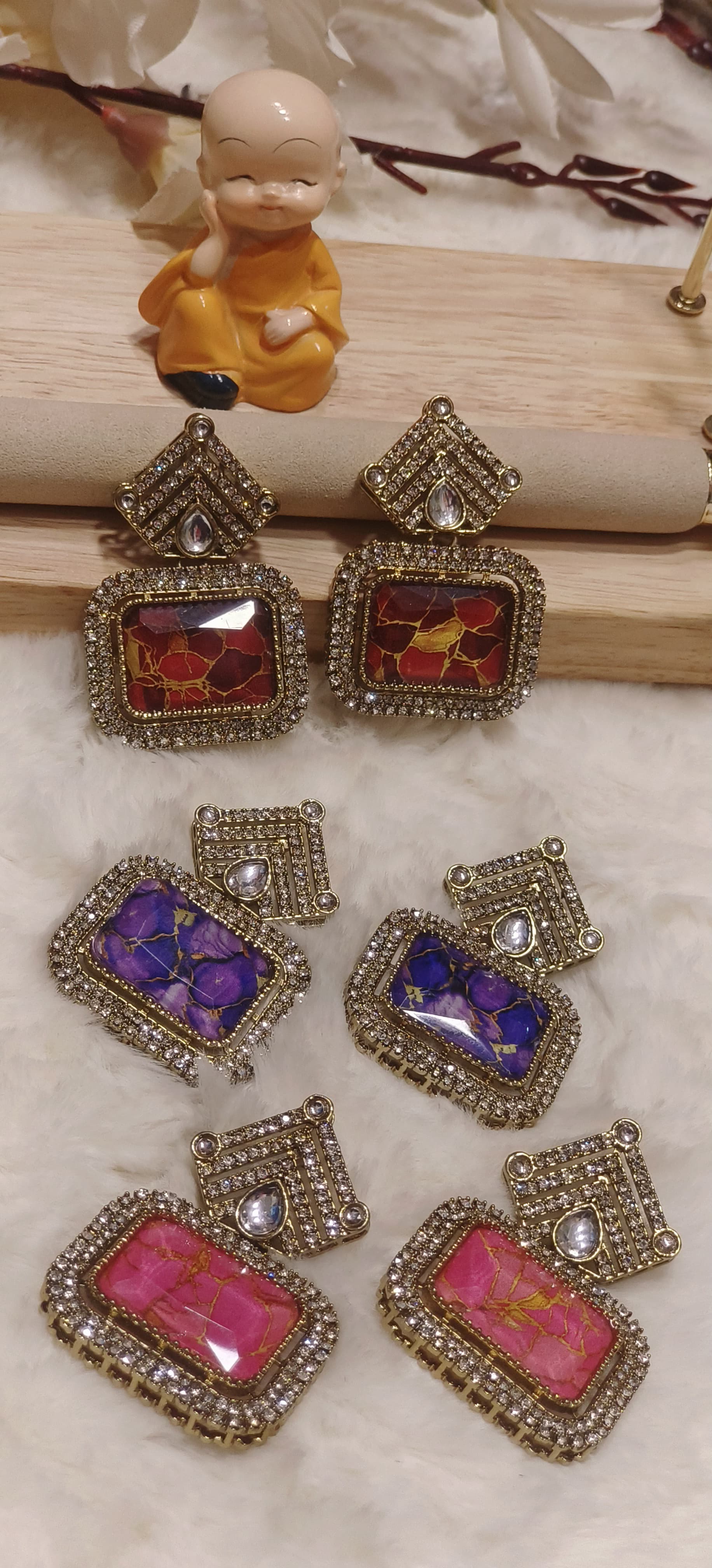 Handcrafted Vintage-Inspired Drop Earrings Featuring Marbled Effect