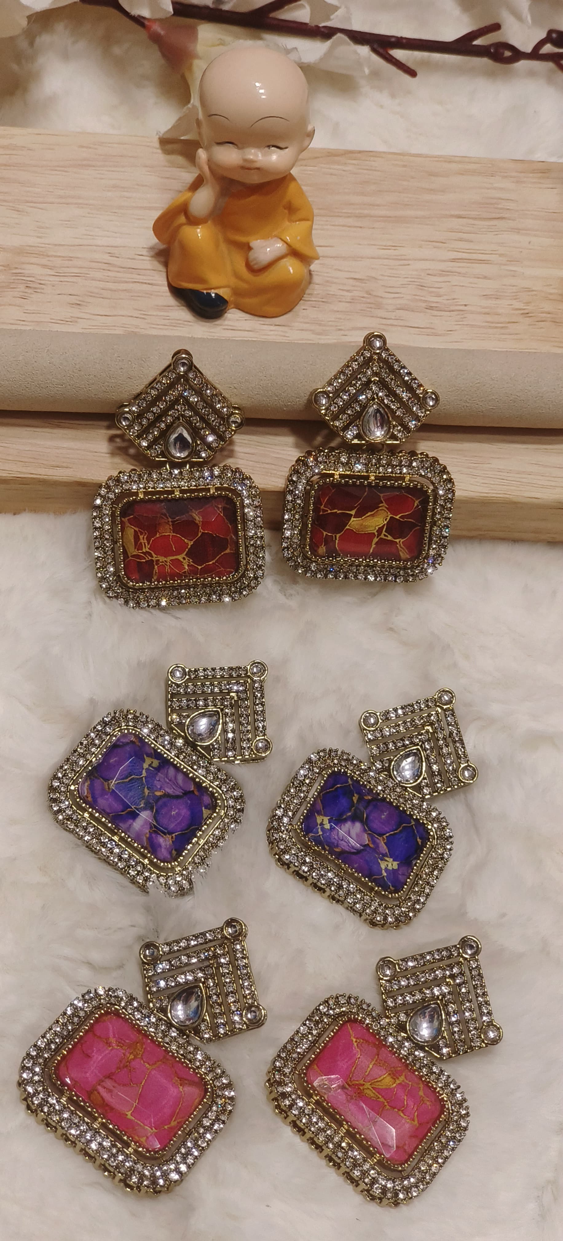 Handcrafted Vintage-Inspired Drop Earrings Featuring Marbled Effect