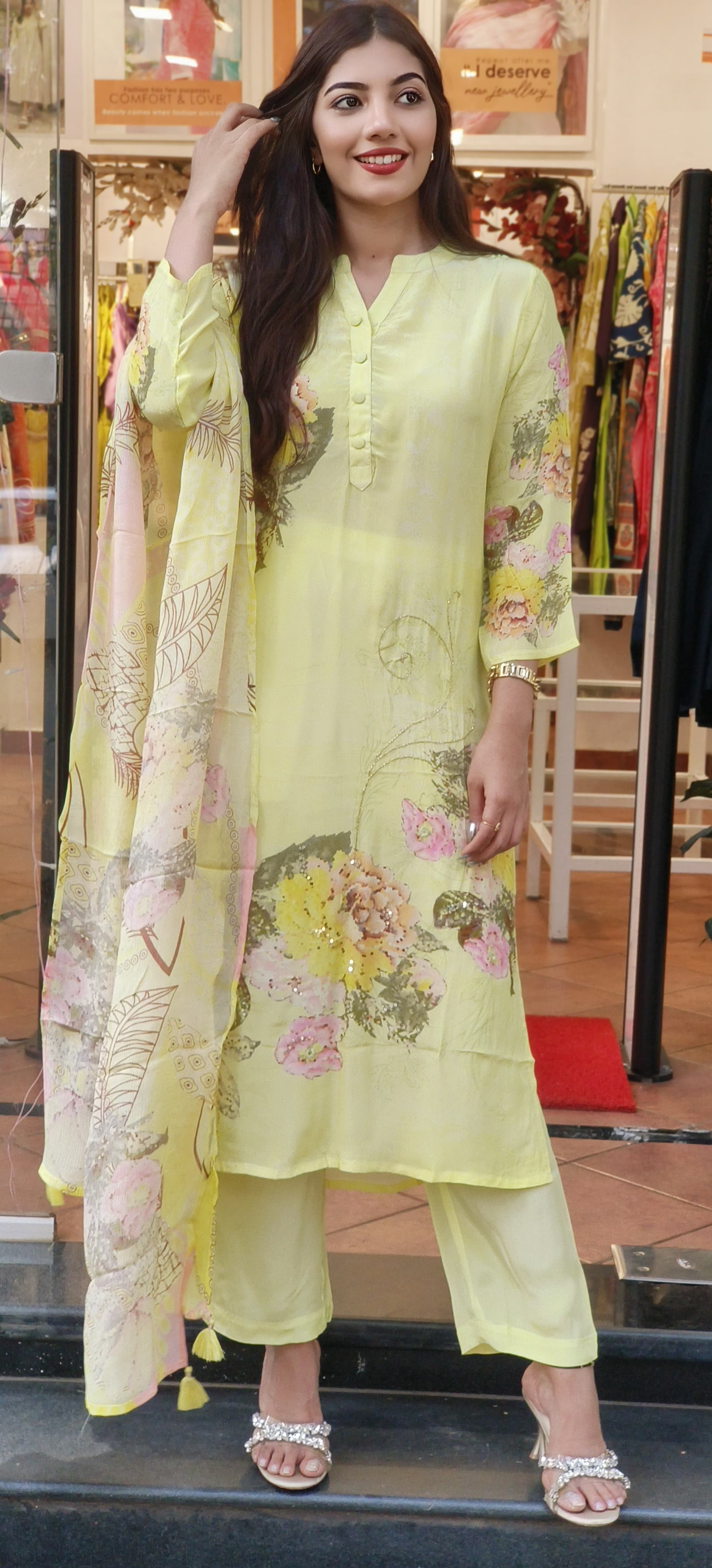 Pure Crape Flower Print Embroidered Cut Dana Kurta pant and Dupatta-9494