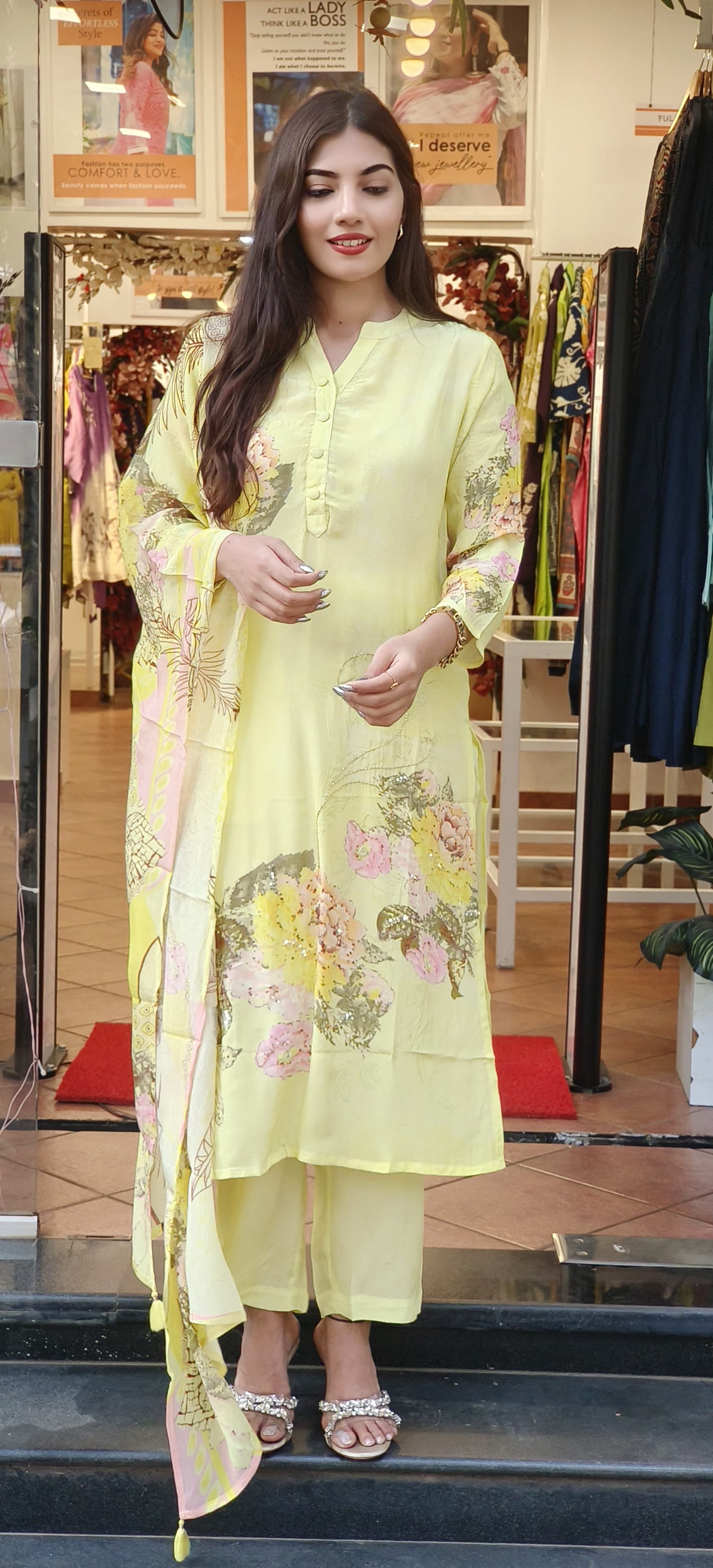 Pure Crape Flower Print Embroidered Cut Dana Kurta pant and Dupatta-9494