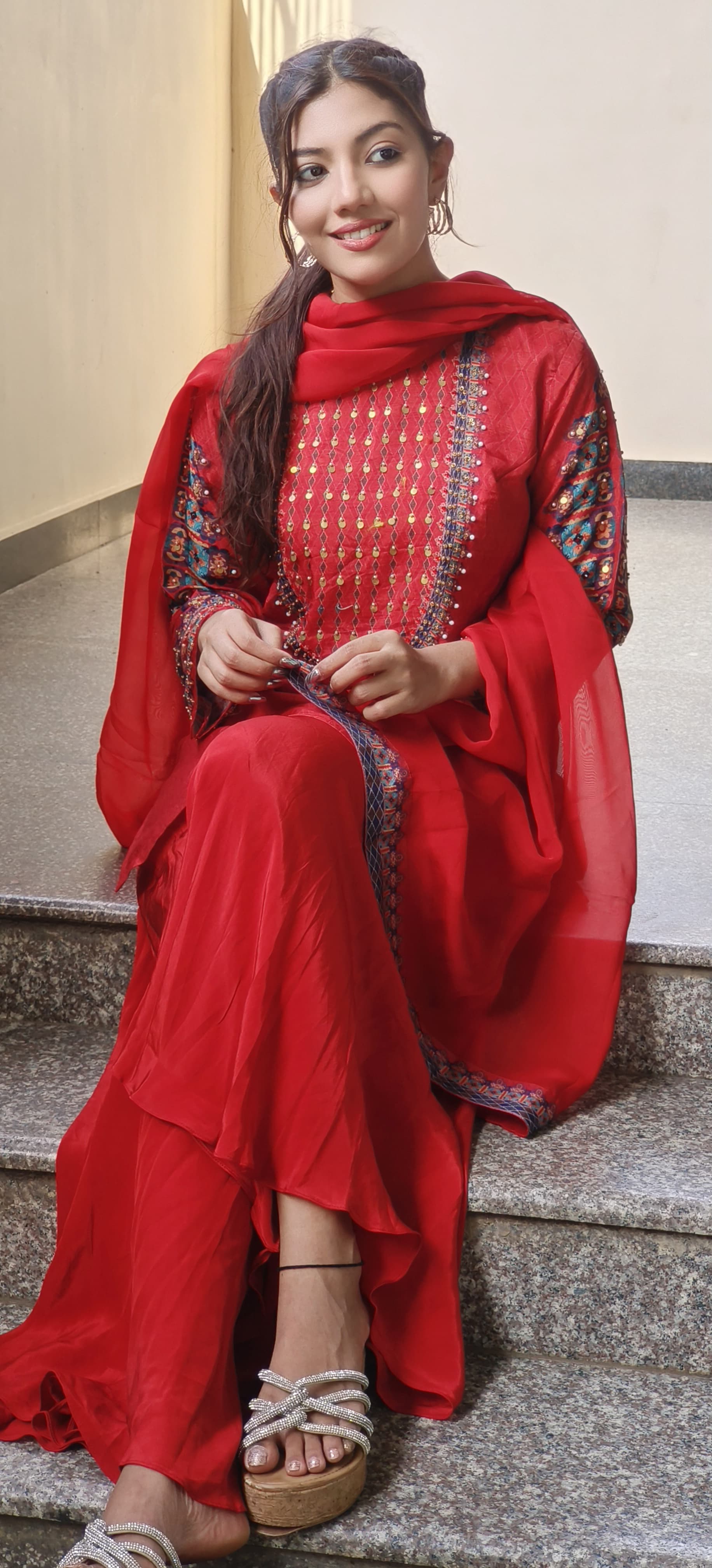 Embroidered Sahrara Suit Full Set- 09558