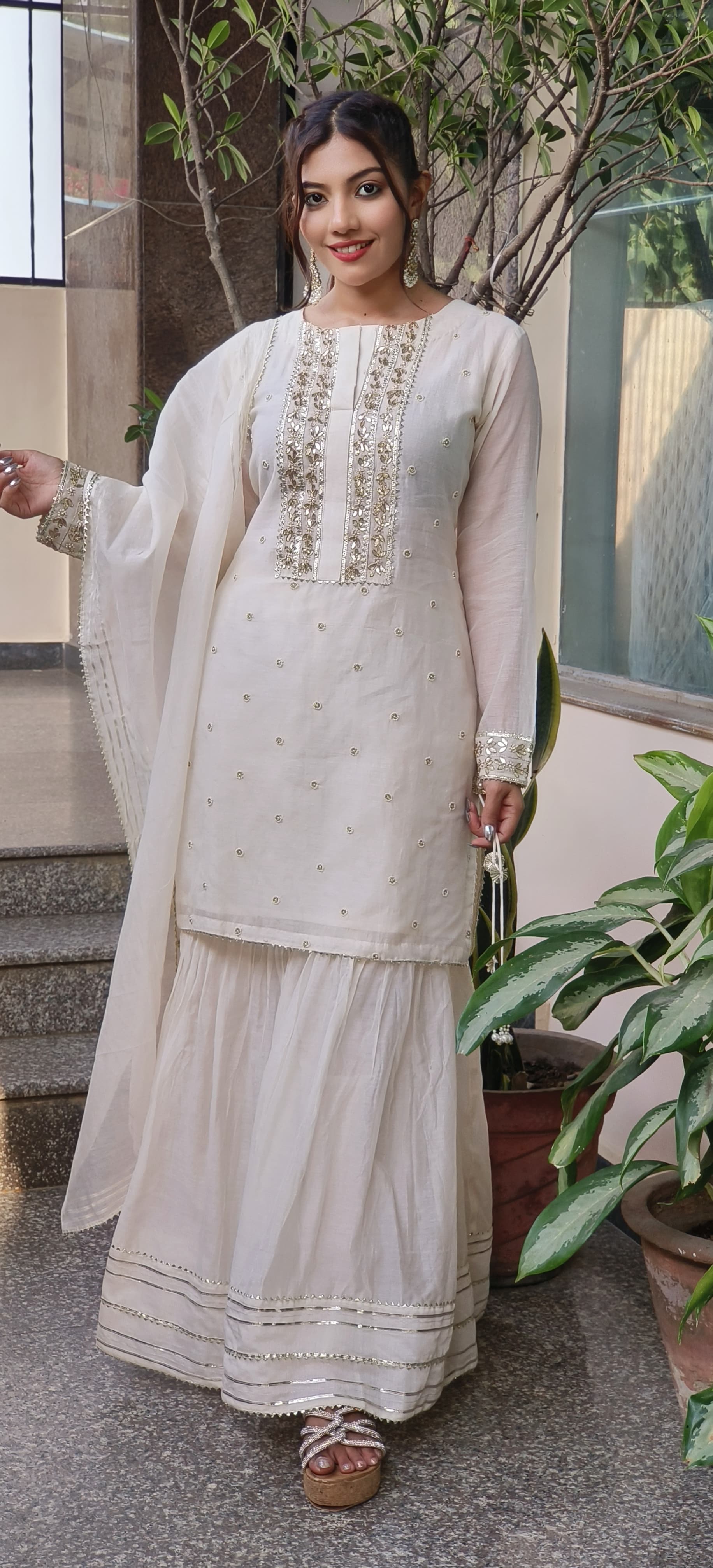 Zari Work Elegant Sharara Full Suit Set With Dupatta