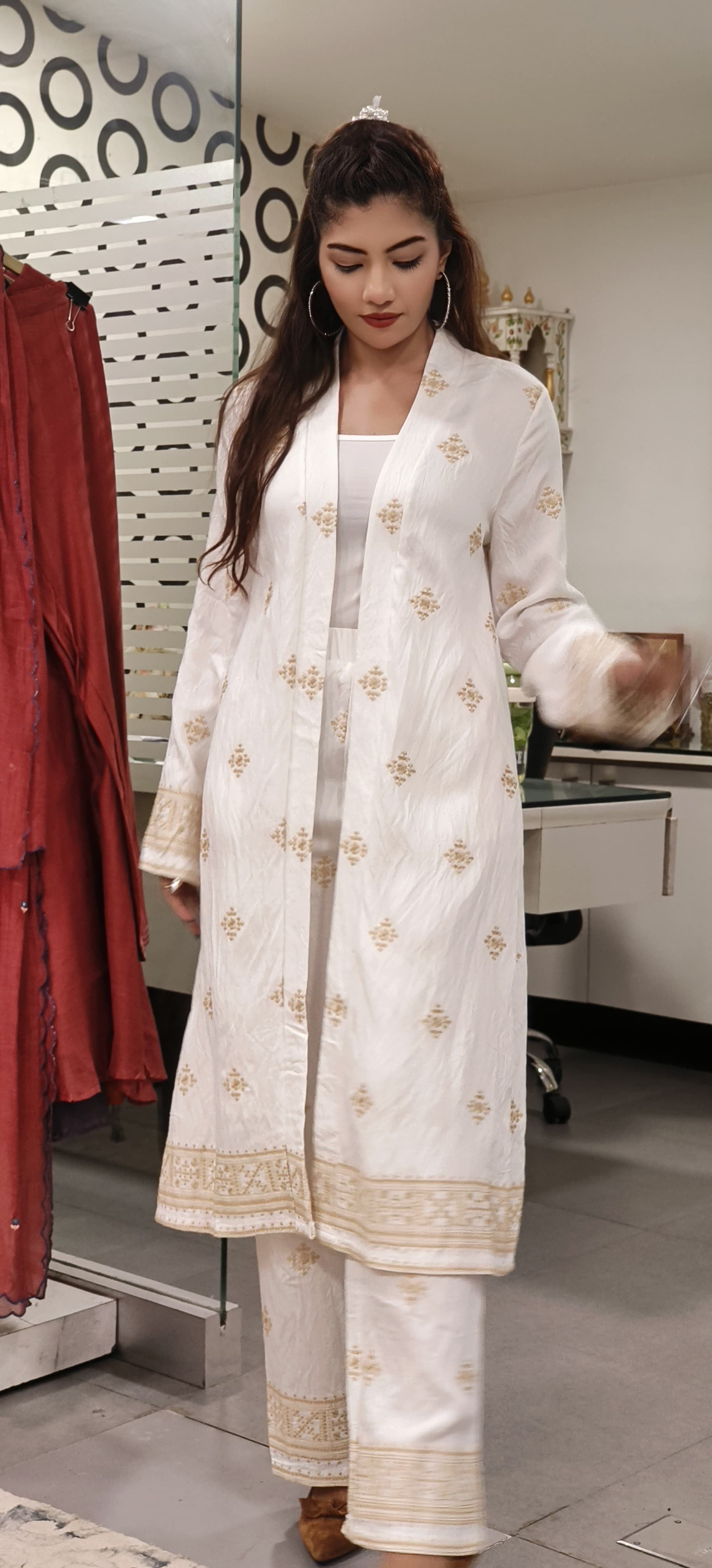 Embroidered Very stylish Shrug With Pants
