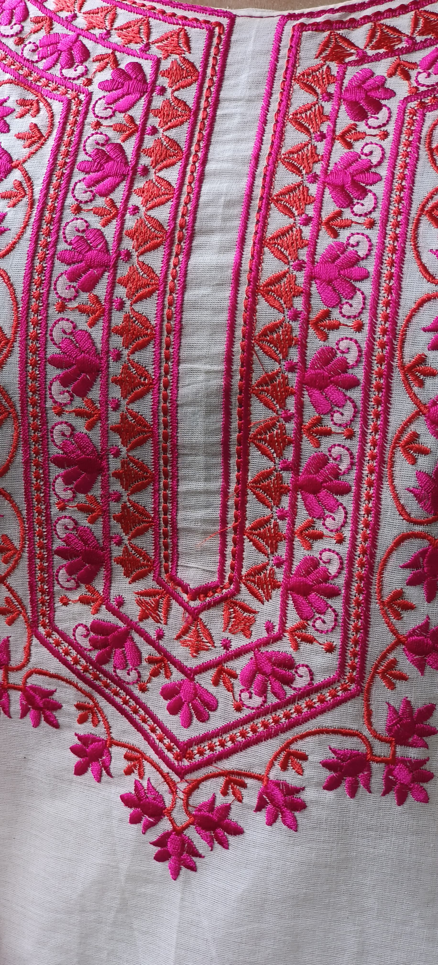 Beautiful Thread Floral Embroidered Kora Cotton Full Kurta Pant Set With Dupatta- 09588